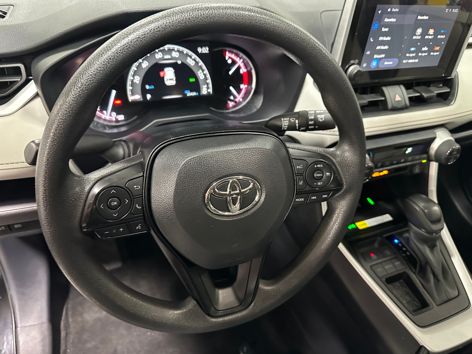 Thumbnail: 2025 Toyota RAV4 - 5