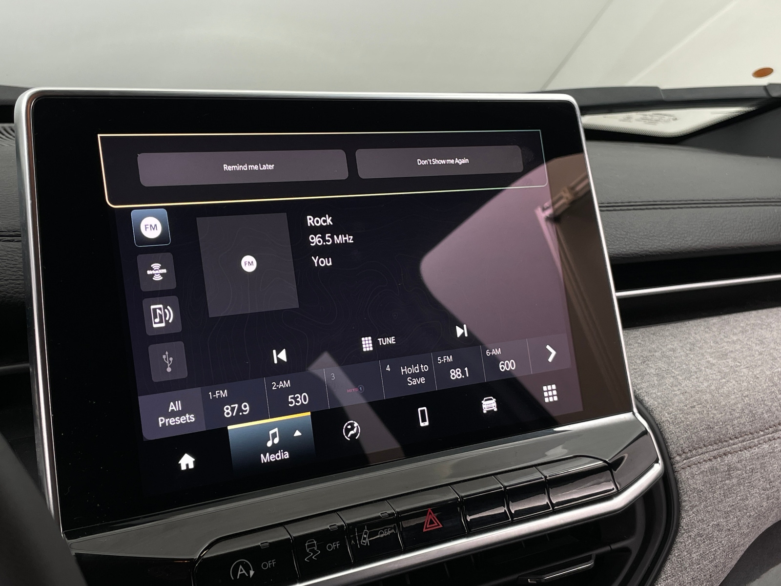 Thumbnail: 2023 Jeep Compass - 3
