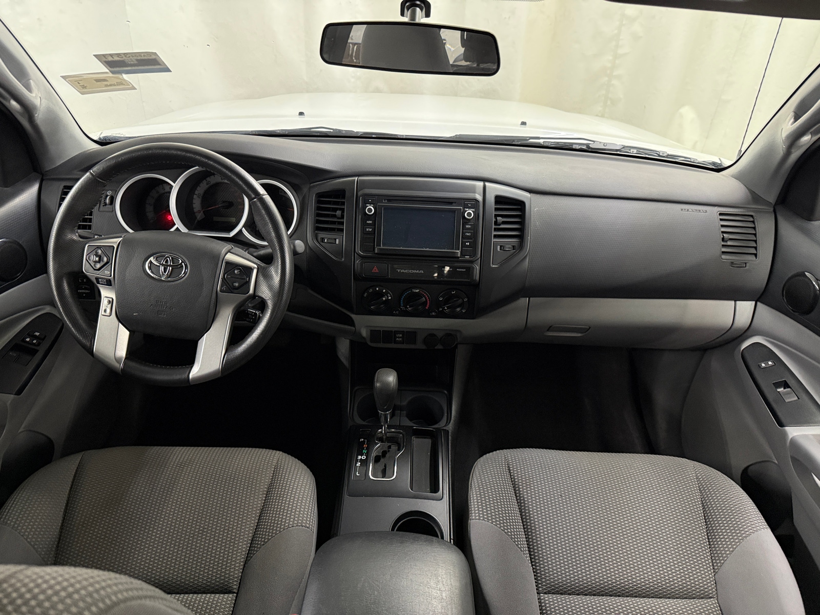 Thumbnail: 2015 Toyota Tacoma - 3