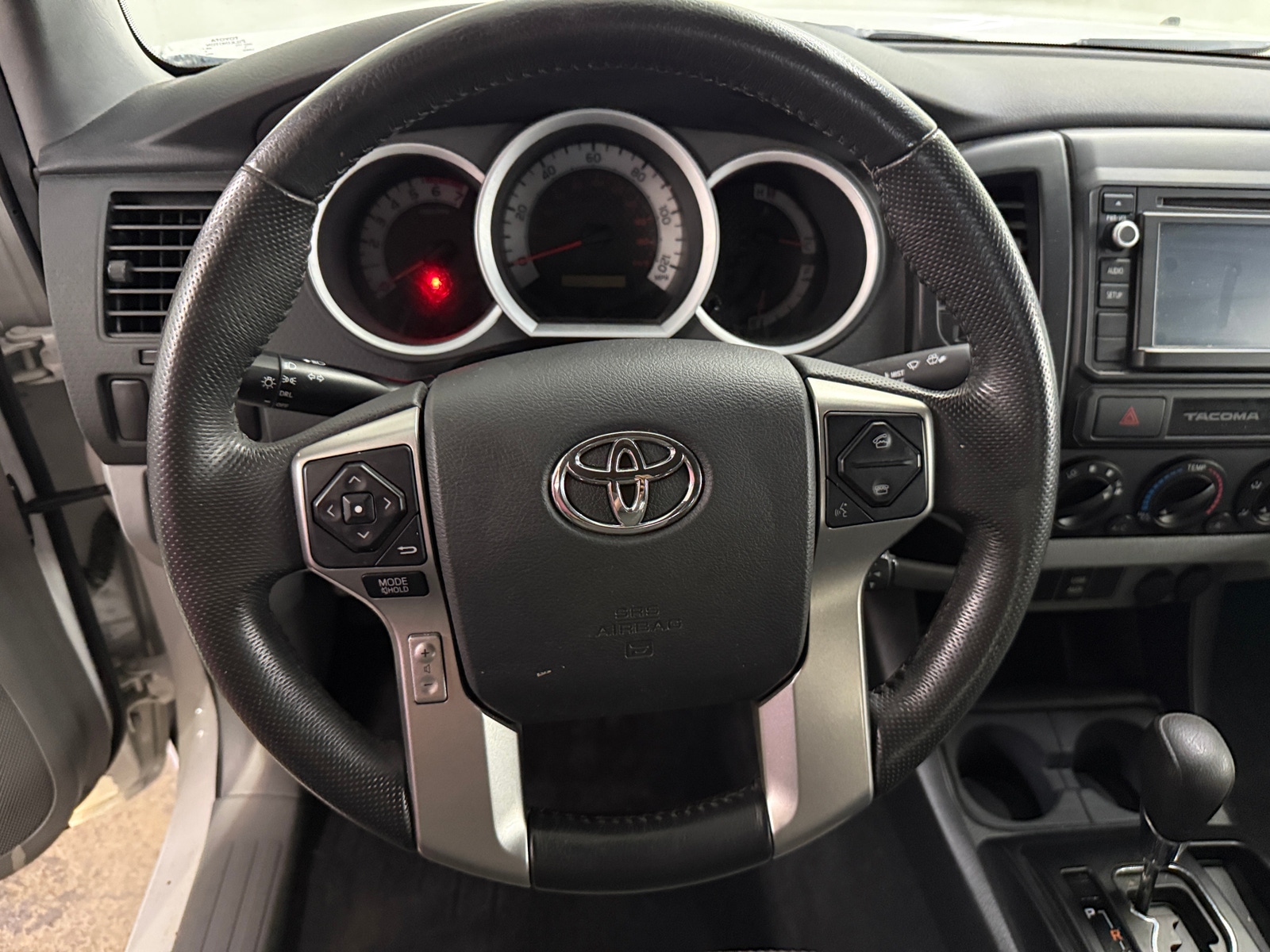 Thumbnail: 2015 Toyota Tacoma - 5