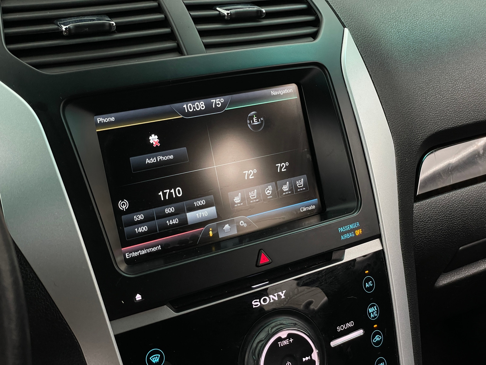 Thumbnail: 2015 Ford Explorer - 3