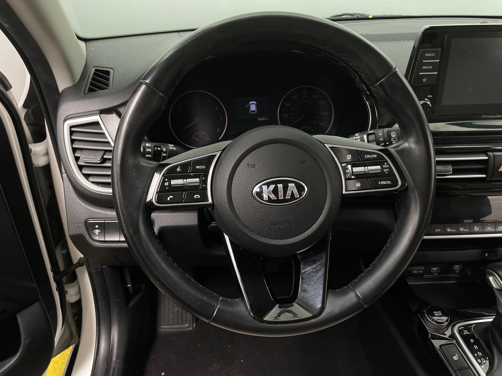 Thumbnail: 2021 Kia Seltos - 4