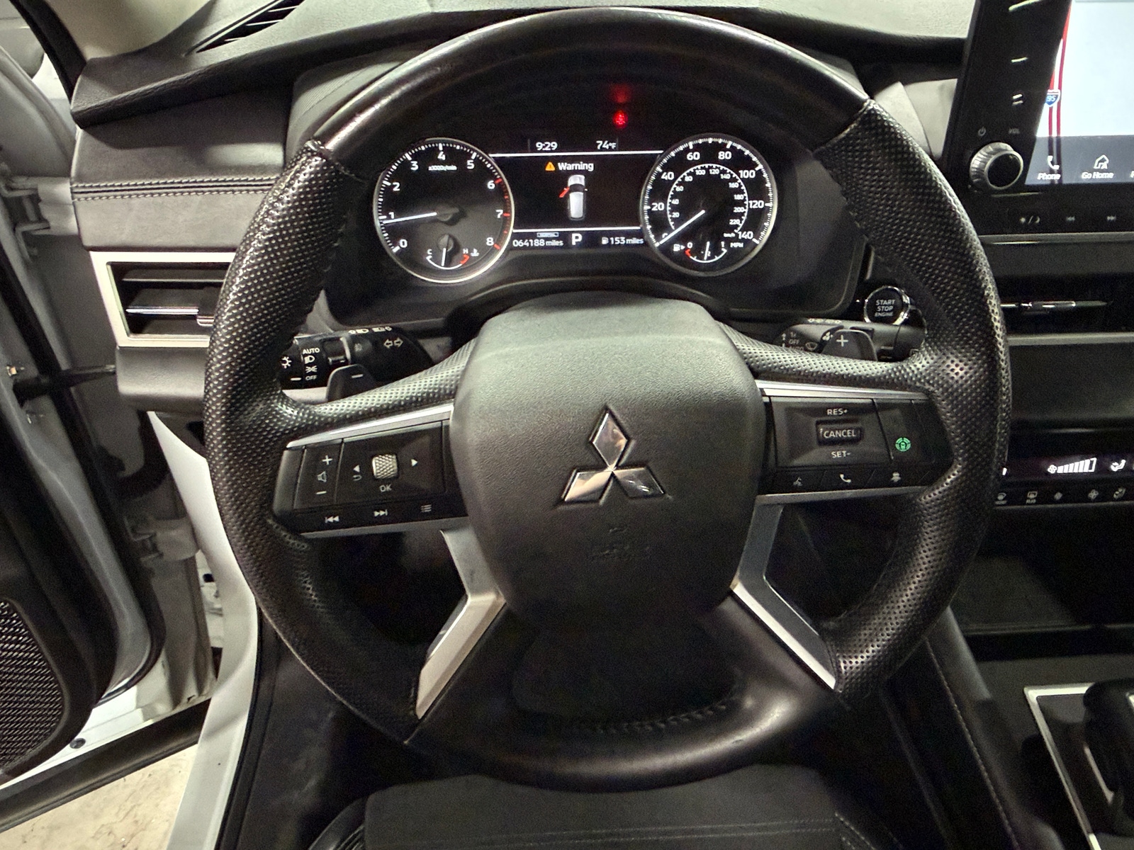 Thumbnail: 2022 Mitsubishi Outlander - 4