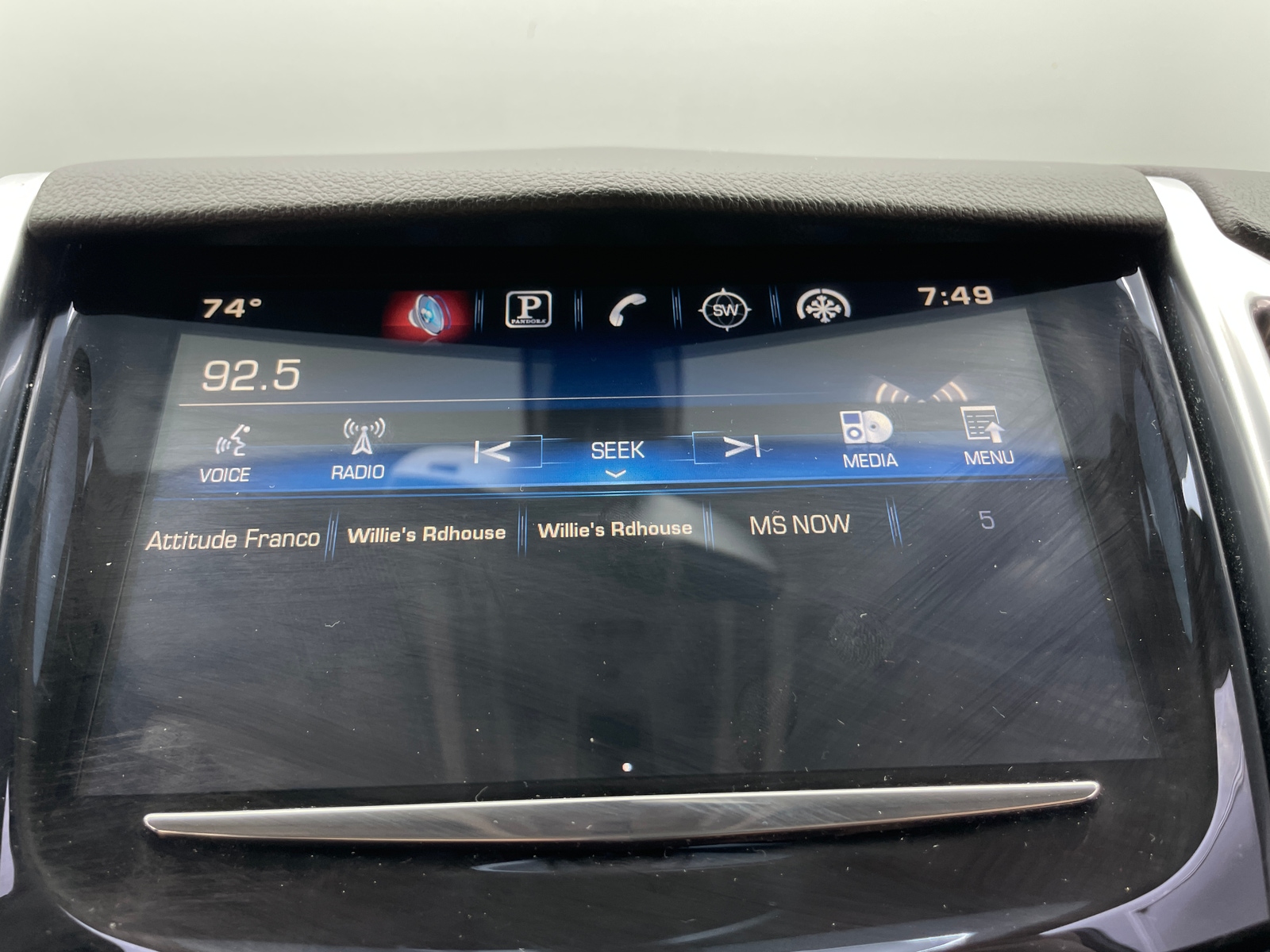 Thumbnail: 2015 Cadillac SRX - 3