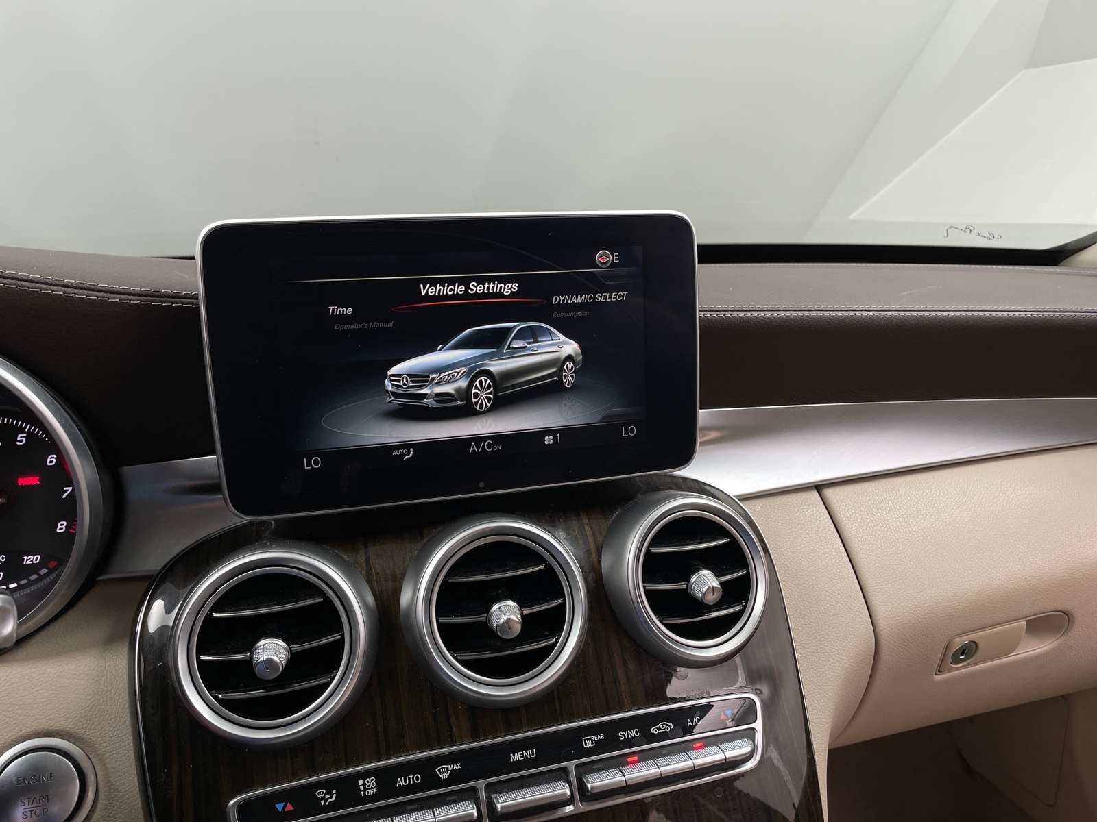 Thumbnail: 2016 Mercedes-Benz C-Class - 3