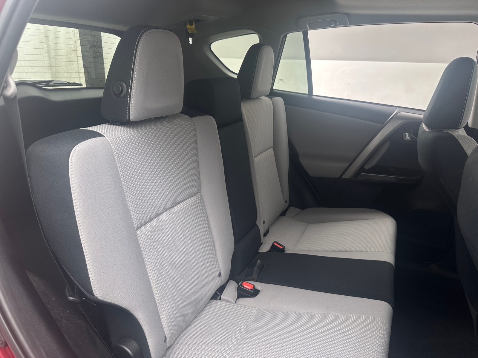 Thumbnail: 2018 Toyota RAV4 - 6