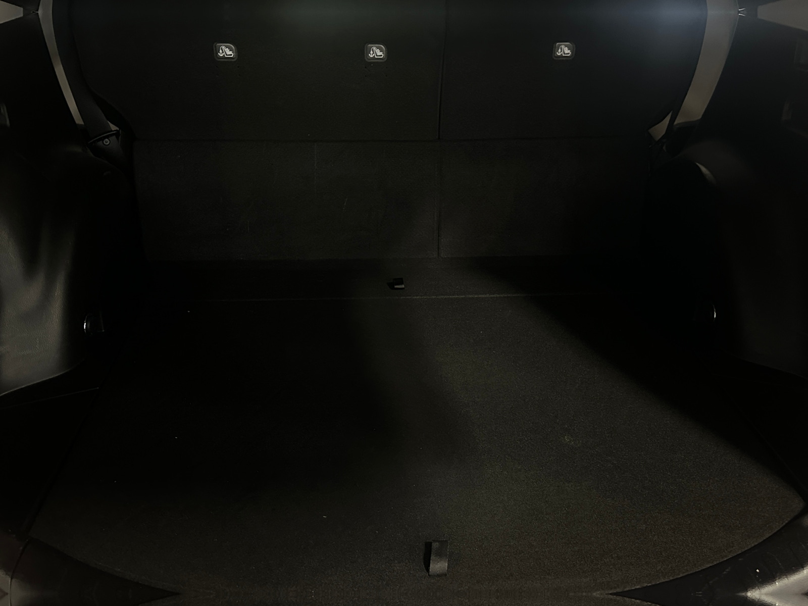 Thumbnail: 2018 Toyota RAV4 - 7