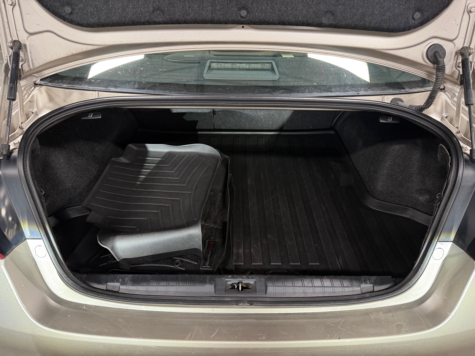 Thumbnail: 2015 Subaru Legacy - 6