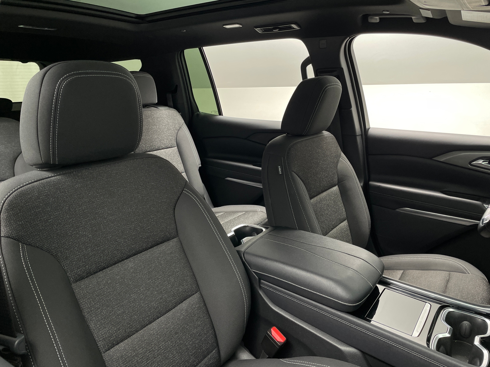 Thumbnail: 2024 Chevrolet Traverse - 2