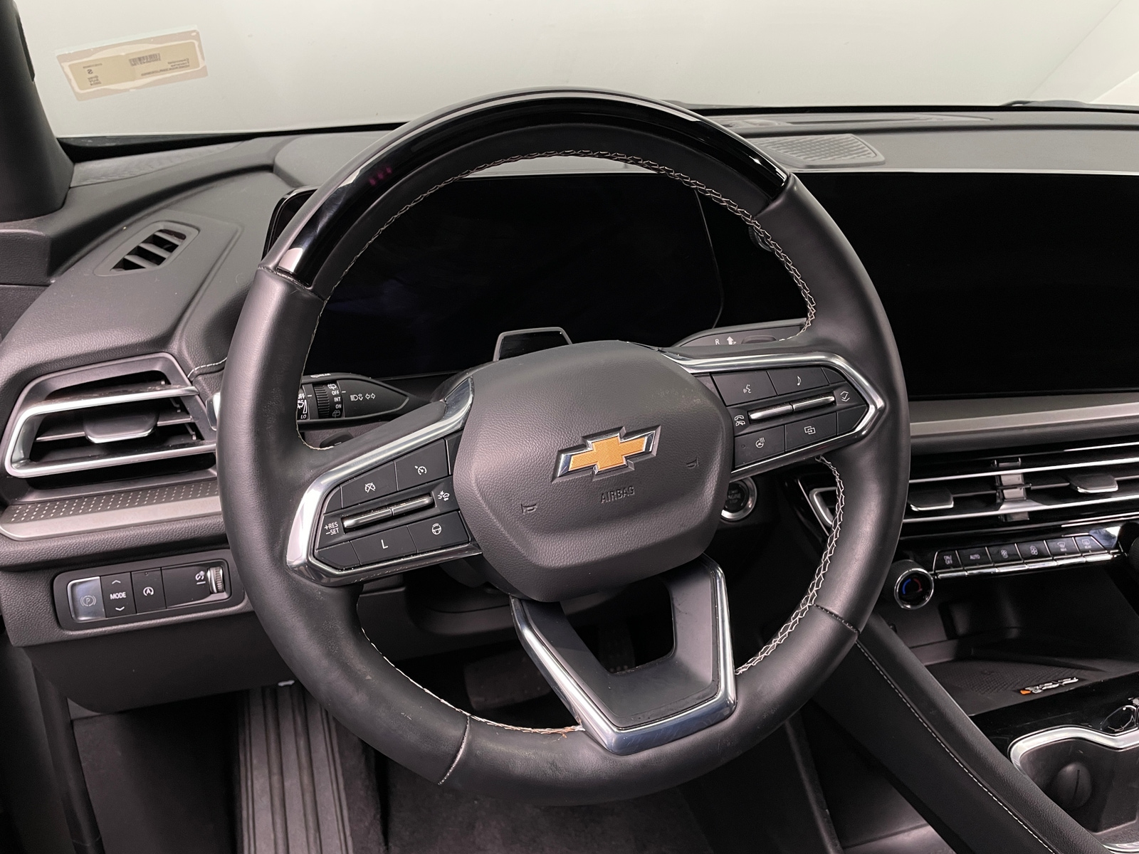 Thumbnail: 2024 Chevrolet Traverse - 5