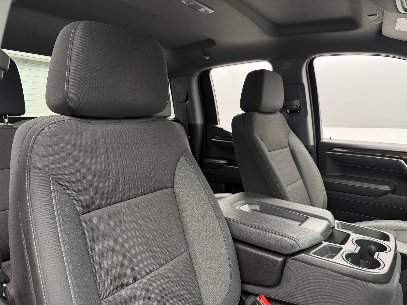 Thumbnail: 2023 GMC Sierra 1500 - 2