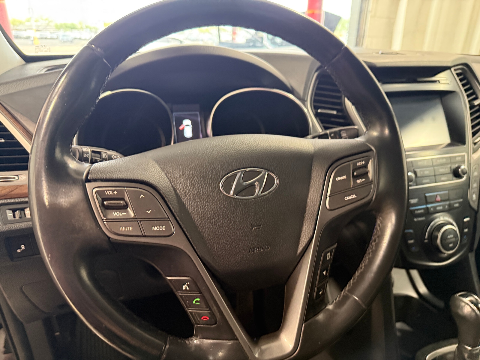 Thumbnail: 2019 Hyundai Santa Fe - 4