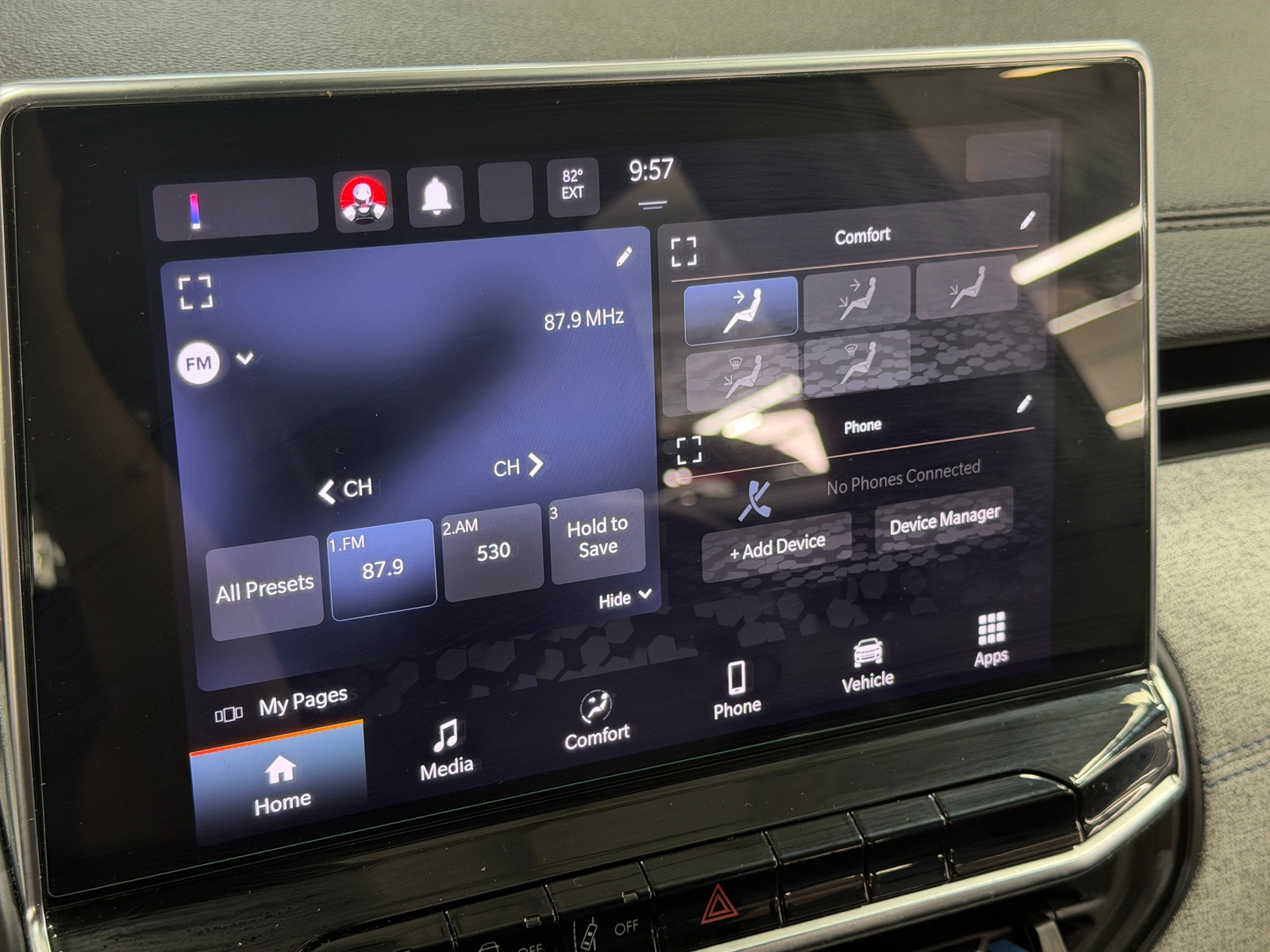 Thumbnail: 2023 Jeep Compass - 4