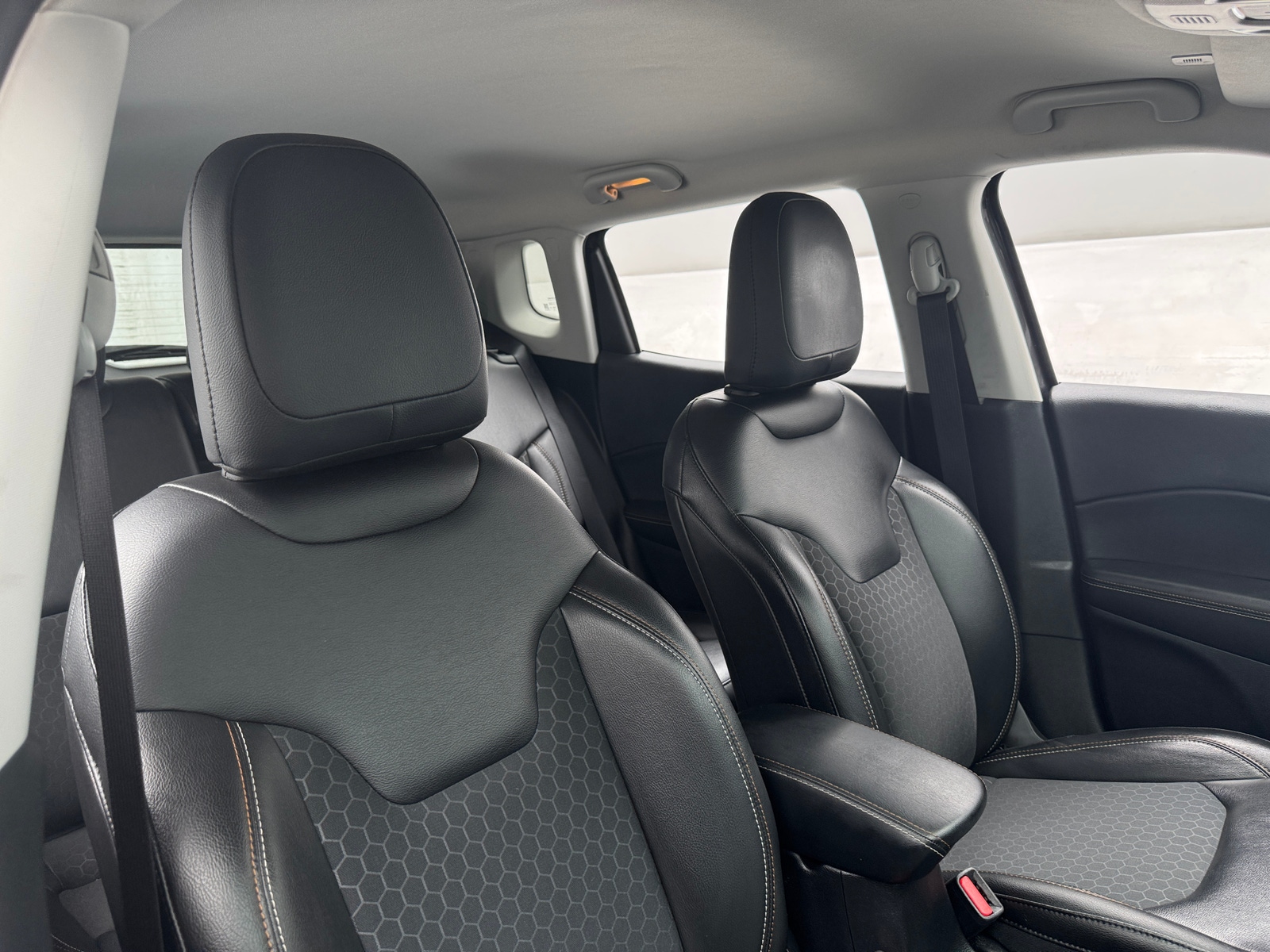 Thumbnail: 2019 Jeep Compass - 2