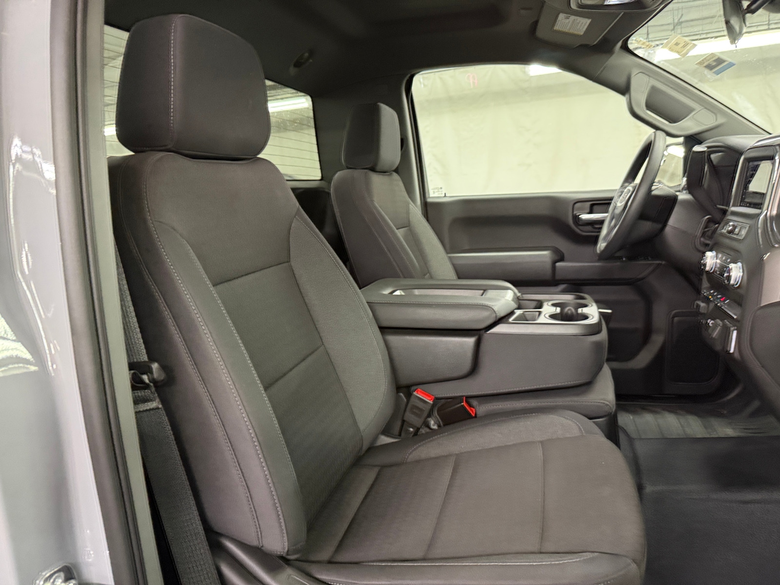 Thumbnail: 2025 GMC Sierra 1500 - 2