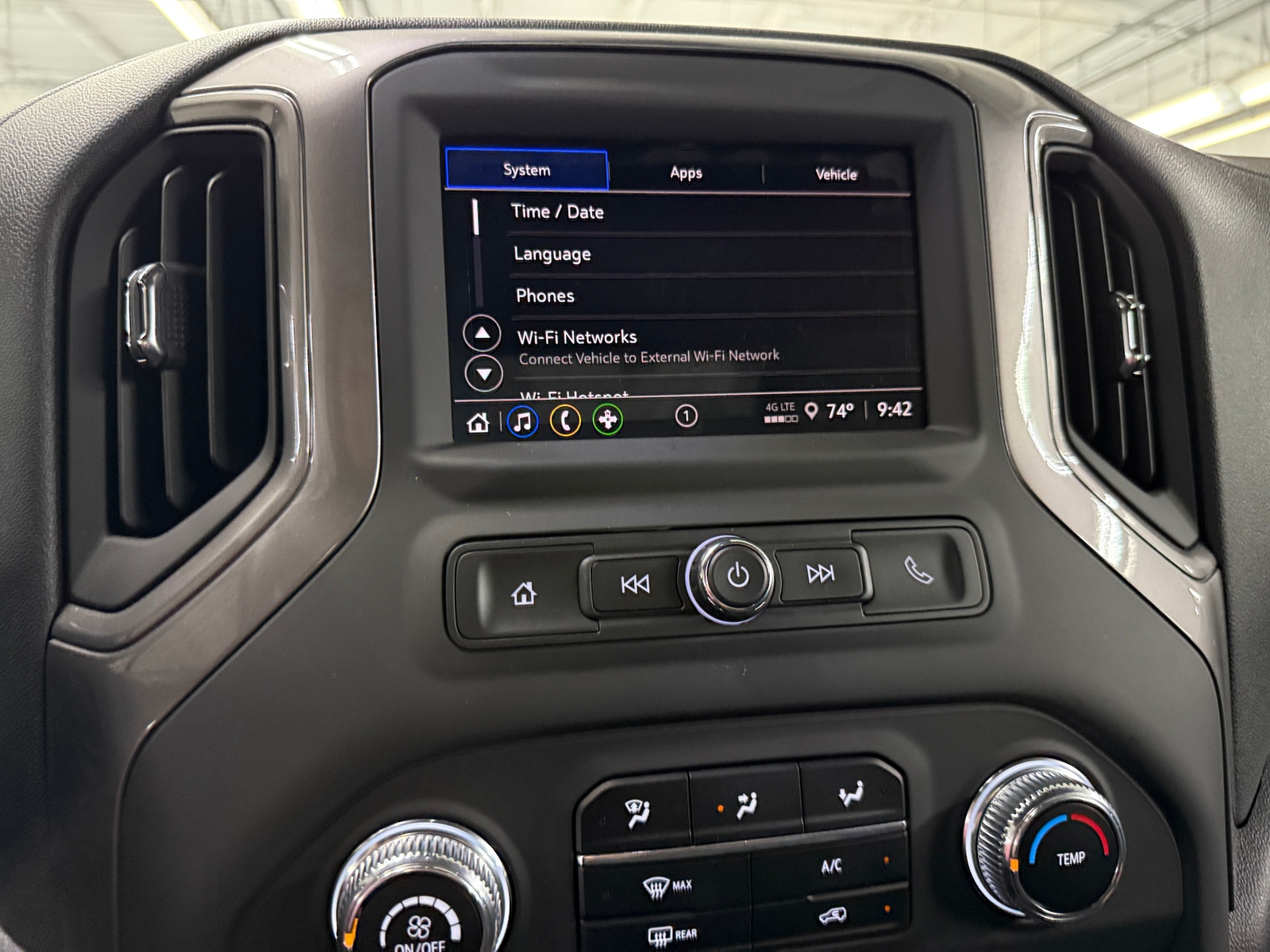 Thumbnail: 2025 GMC Sierra 1500 - 4