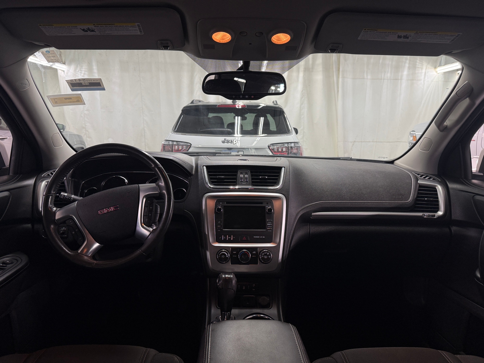 Thumbnail: 2015 GMC Acadia - 3