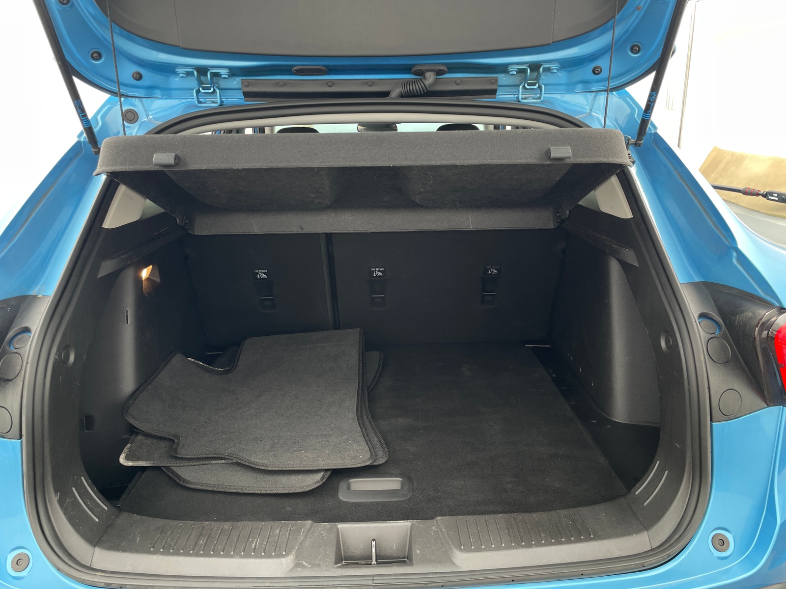 Thumbnail: 2025 Chevrolet Trax - 6