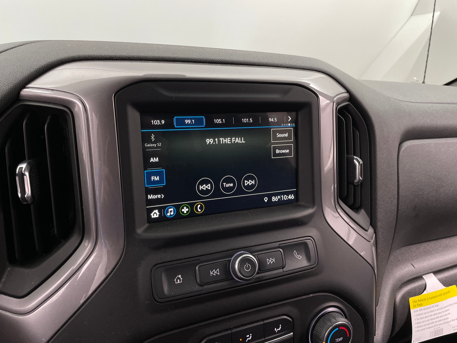 Thumbnail: 2019 Chevrolet Silverado 1500 - 4