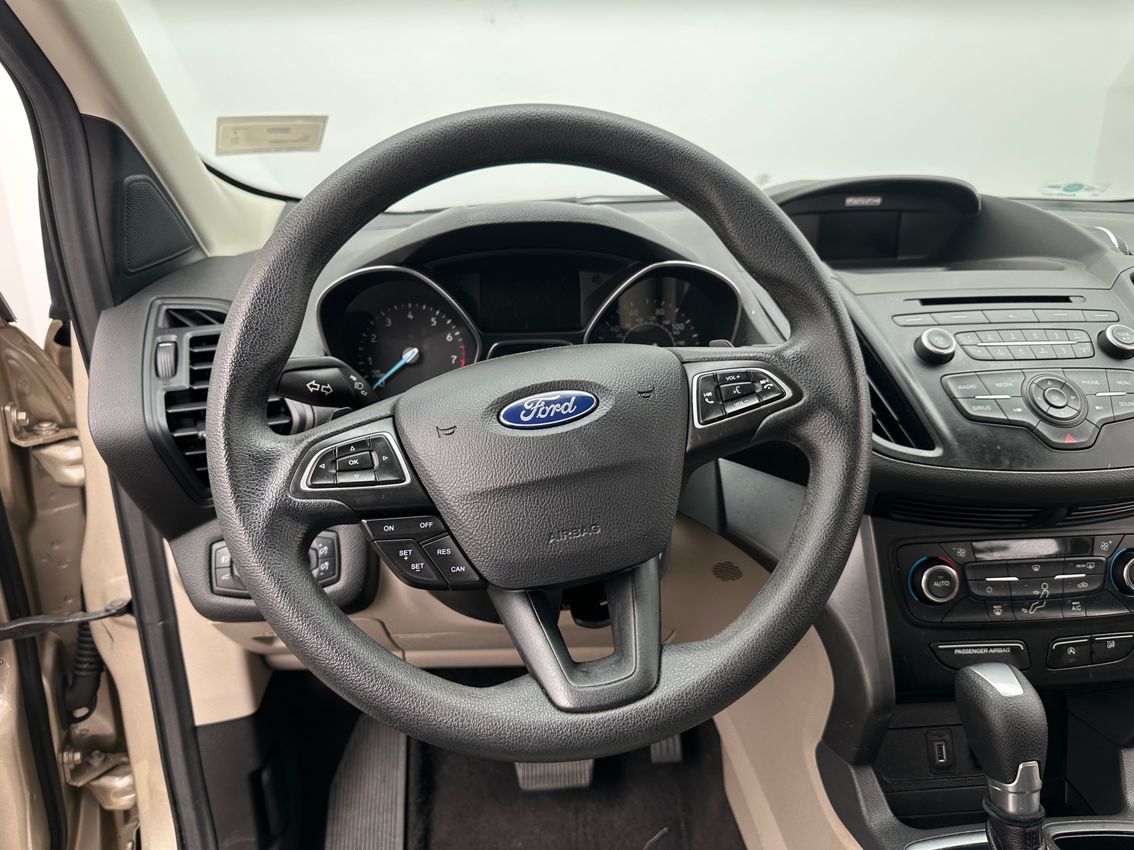 Thumbnail: 2017 Ford Escape - 5