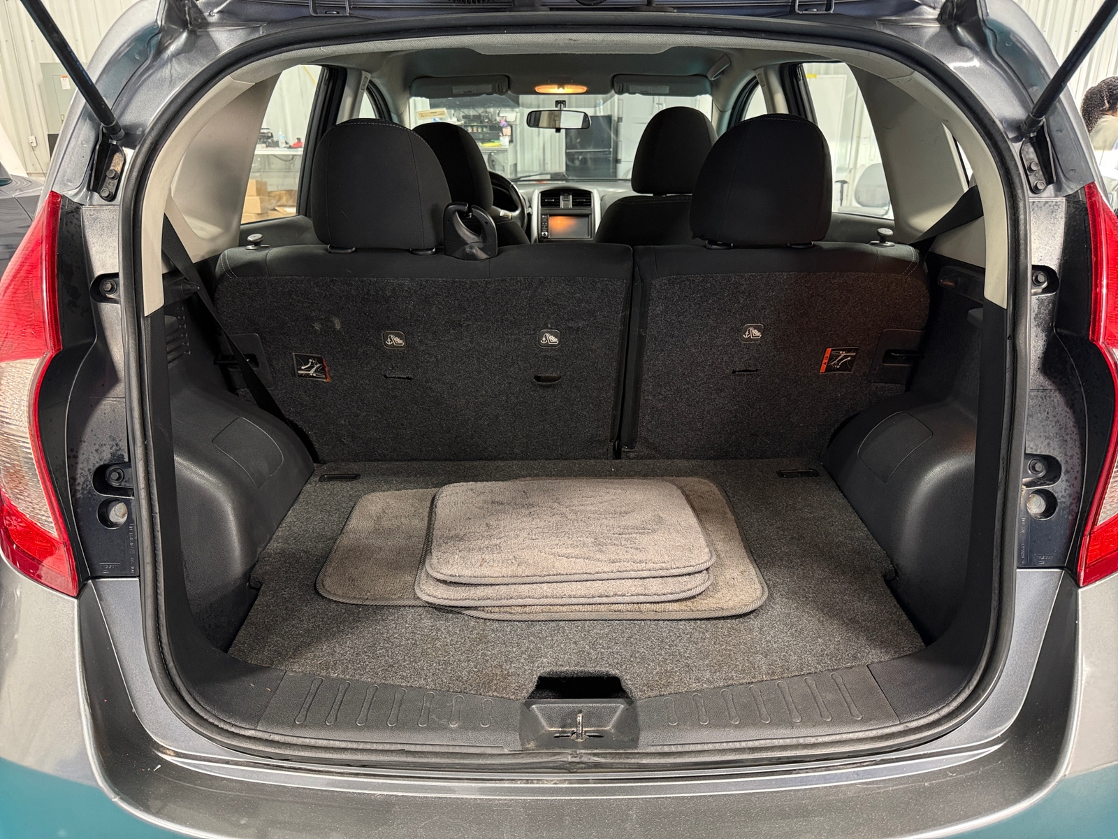 Thumbnail: 2019 Nissan Versa Note - 7