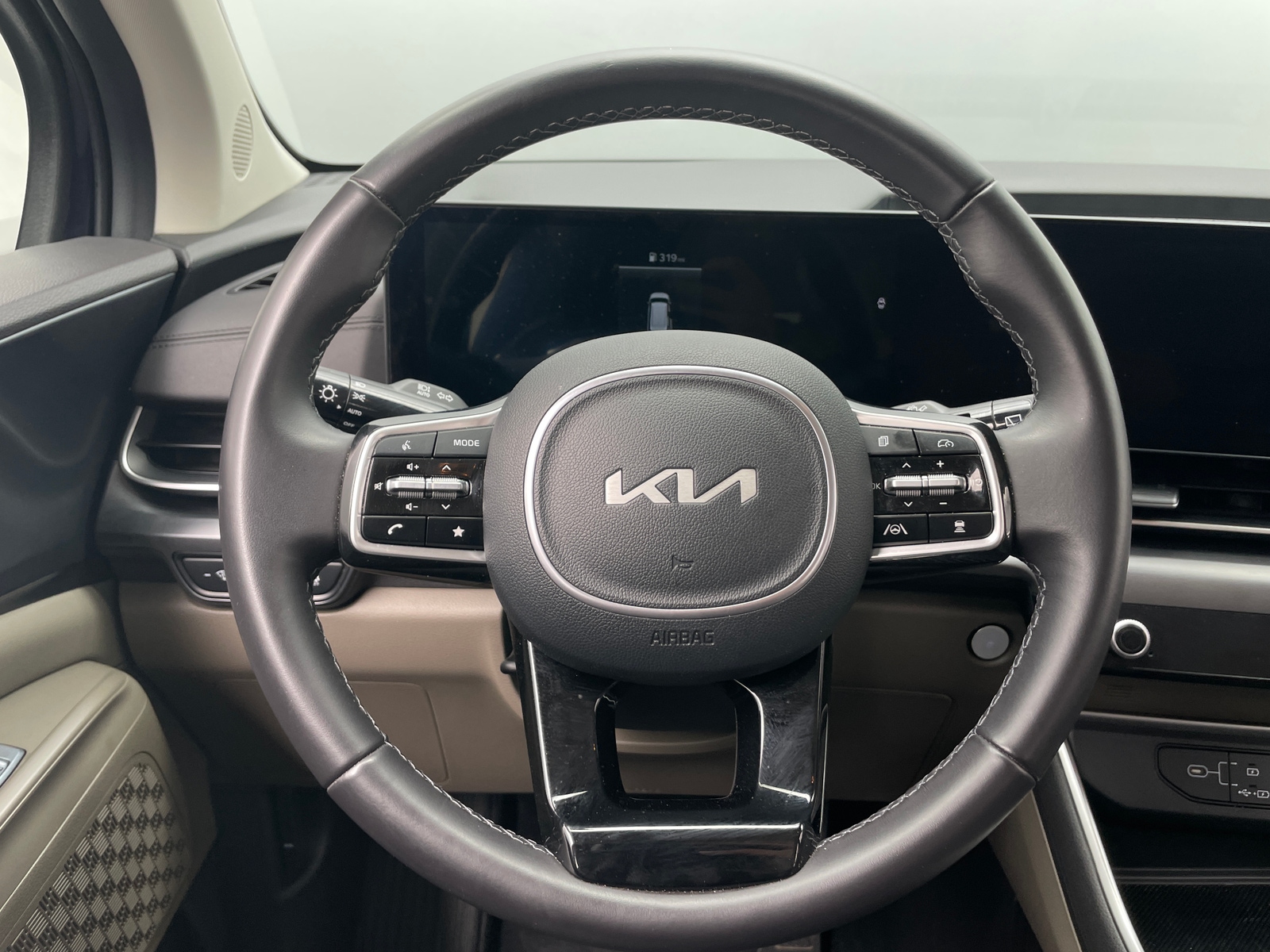 Thumbnail: 2026 Kia Carnival - 4