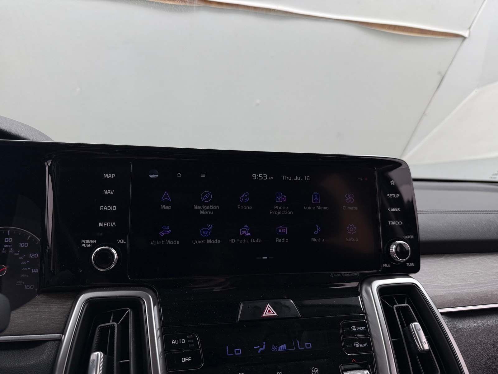Thumbnail: 2022 Kia Sorento - 4