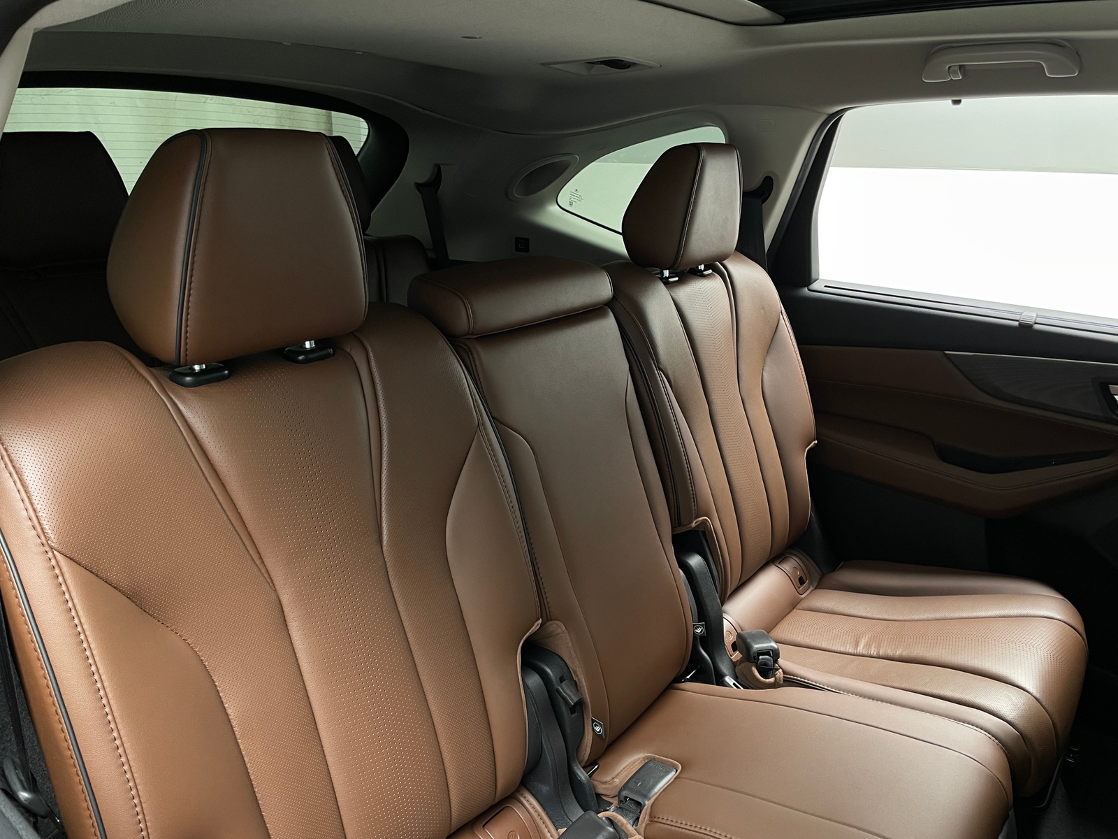 Thumbnail: 2023 Acura MDX - 5