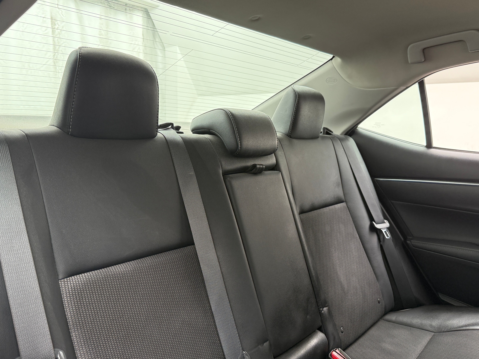 Thumbnail: 2016 Toyota Corolla - 6