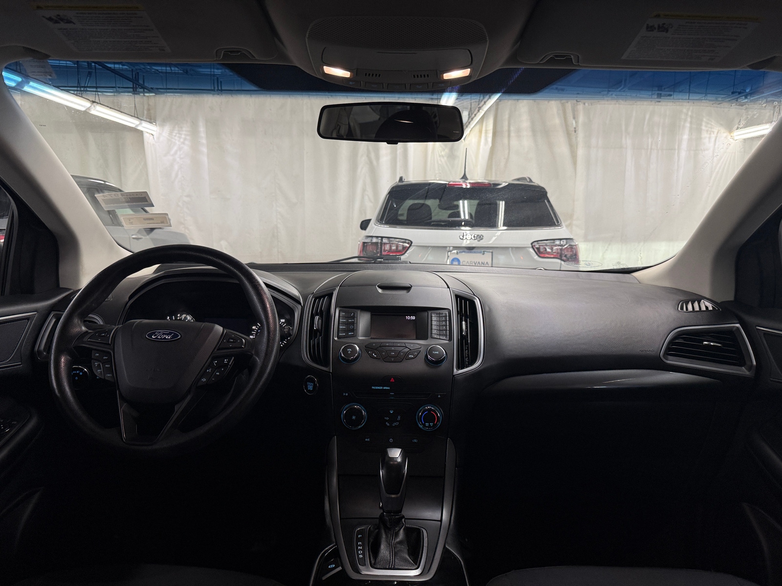 Thumbnail: 2017 Ford Edge - 3