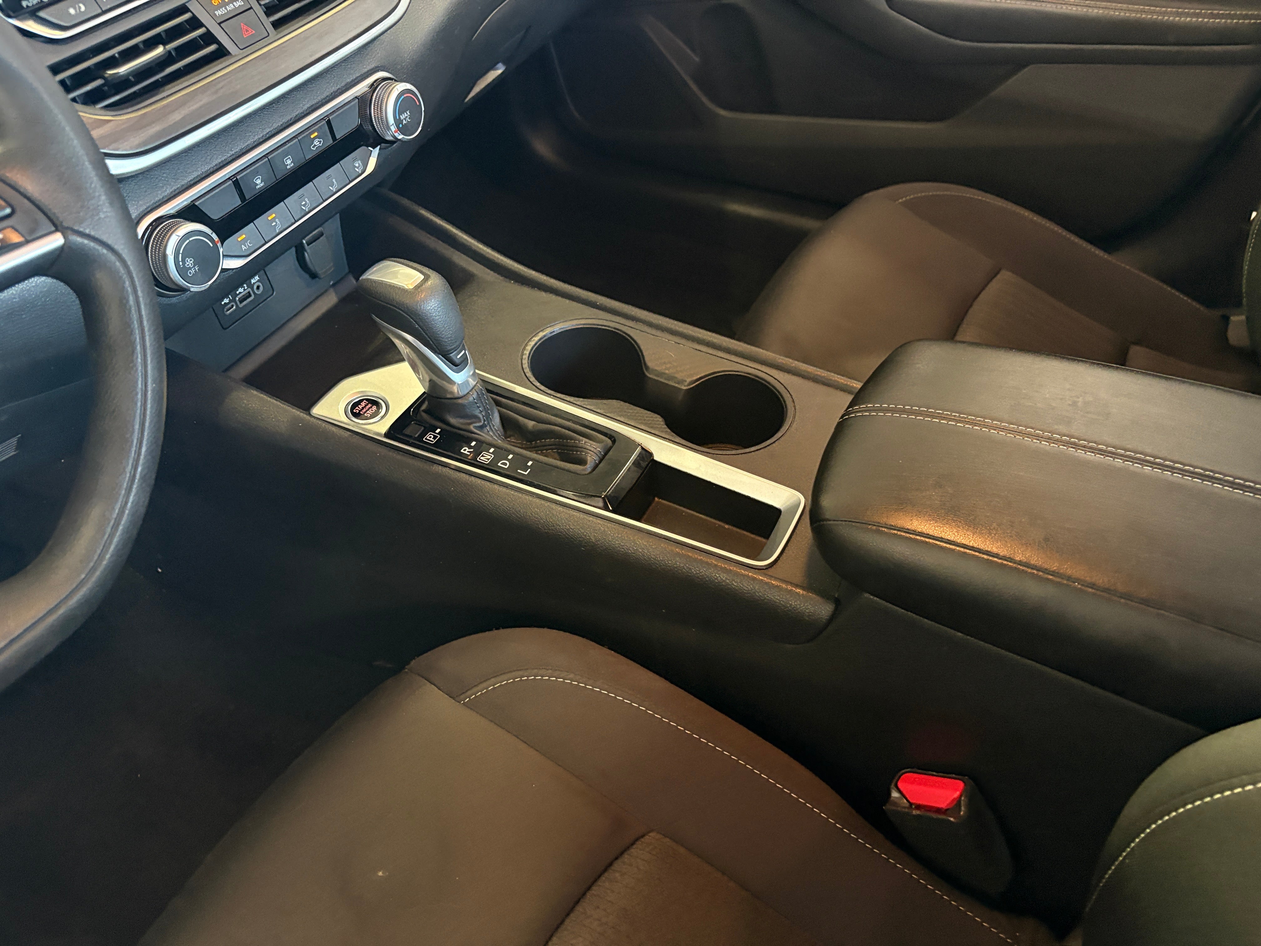 2025 Nissan Altima SV - Photo 7