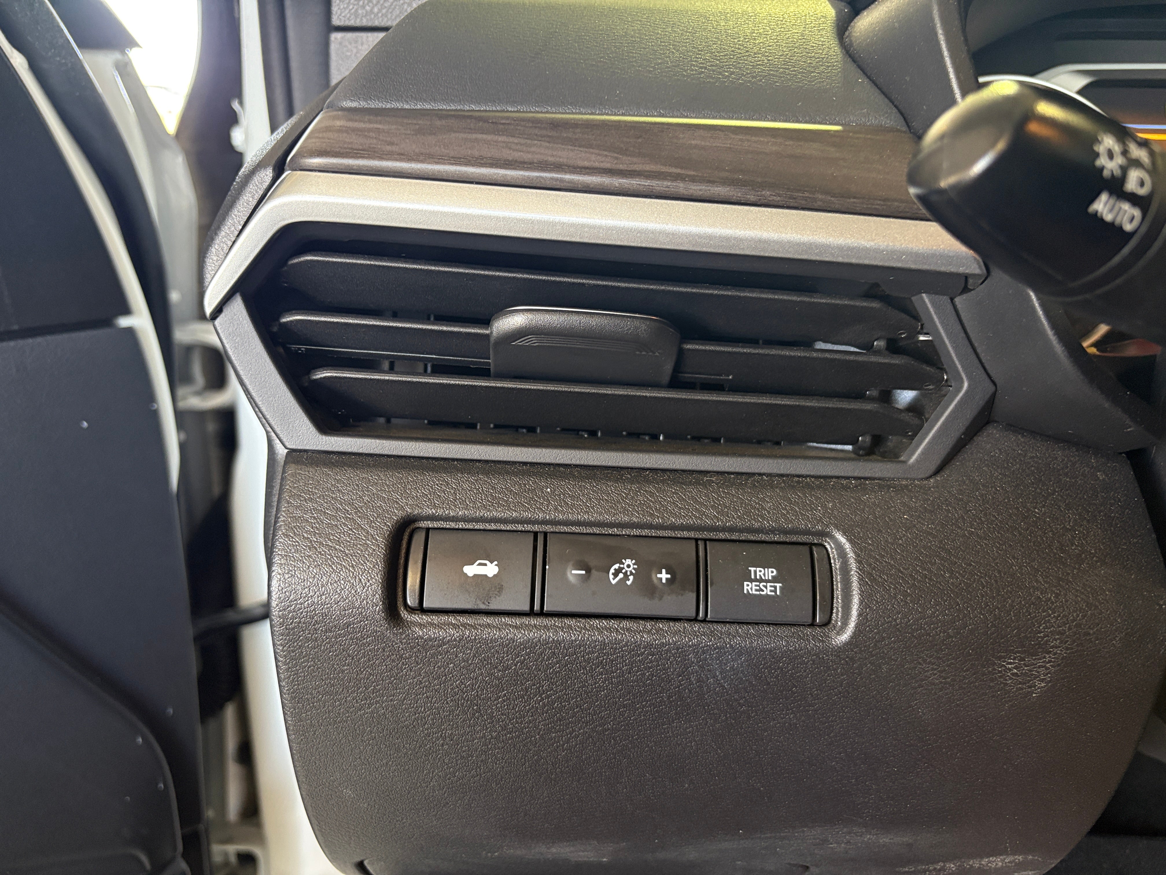 2025 Nissan Altima SV - Photo 3
