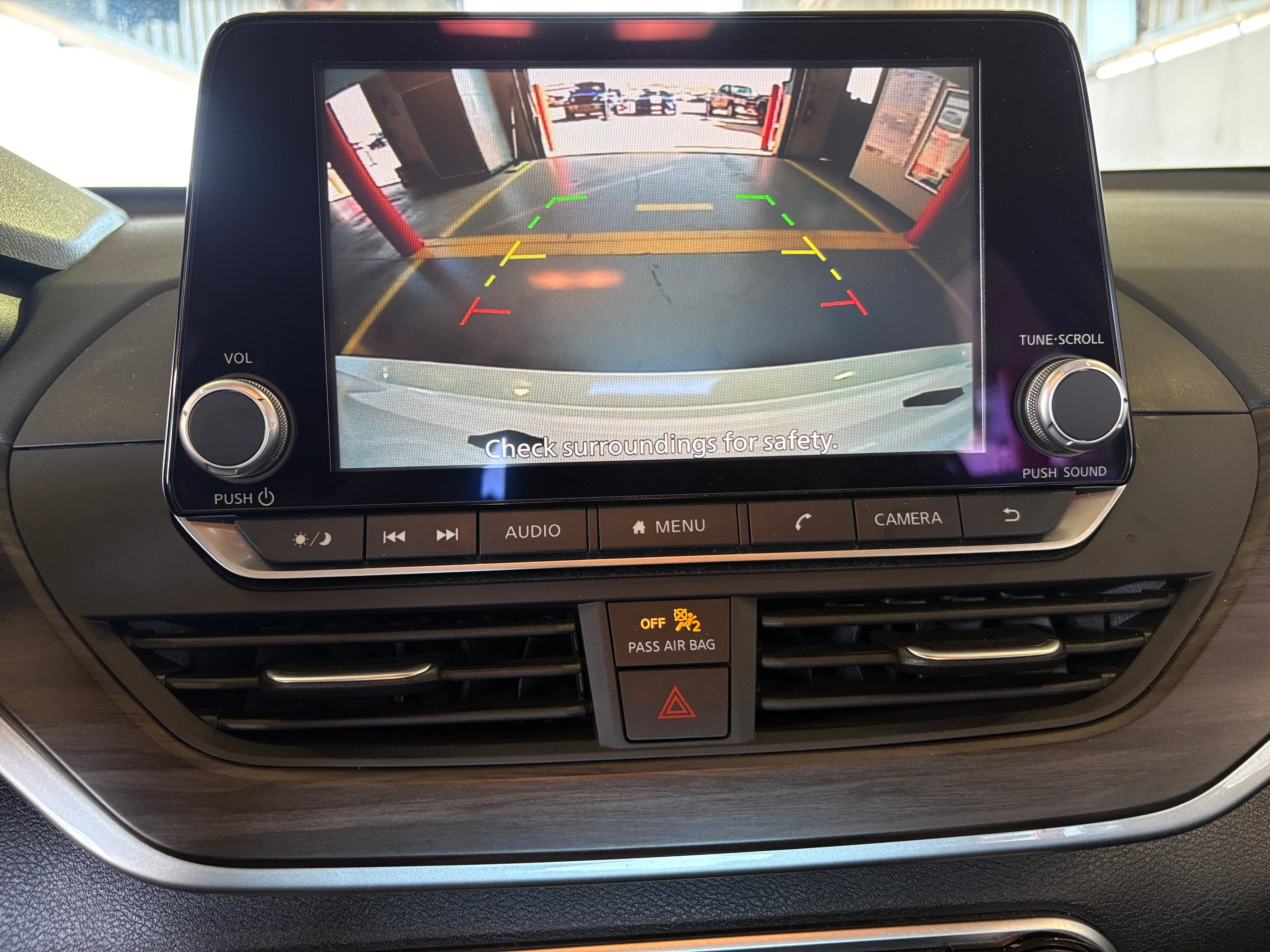 2025 Nissan Altima SV - Photo 13