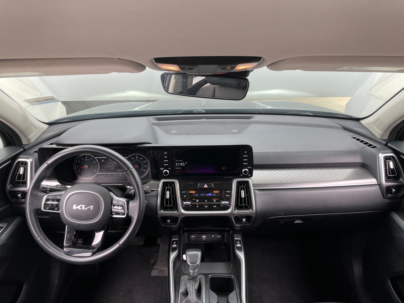 Thumbnail: 2023 Kia Sorento - 2