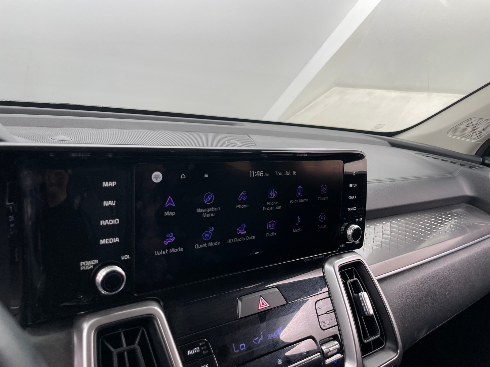 Thumbnail: 2023 Kia Sorento - 3
