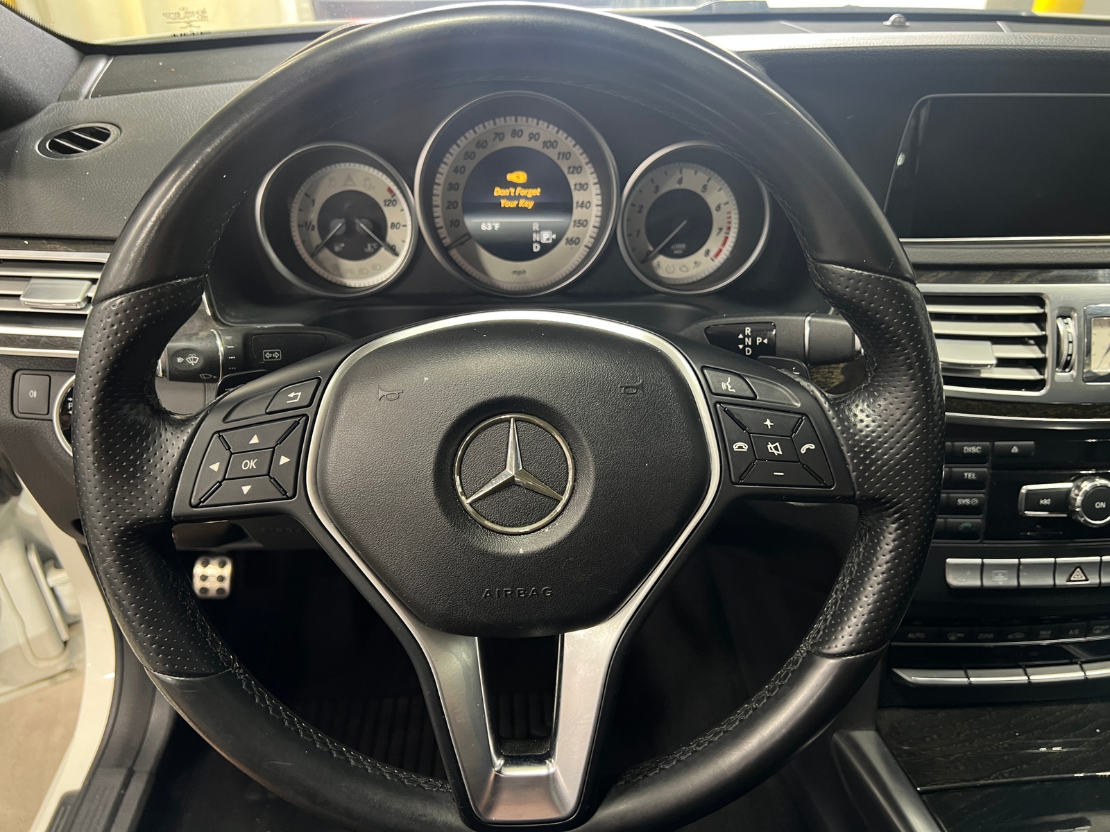 Thumbnail: 2015 Mercedes-Benz E-Class - 4