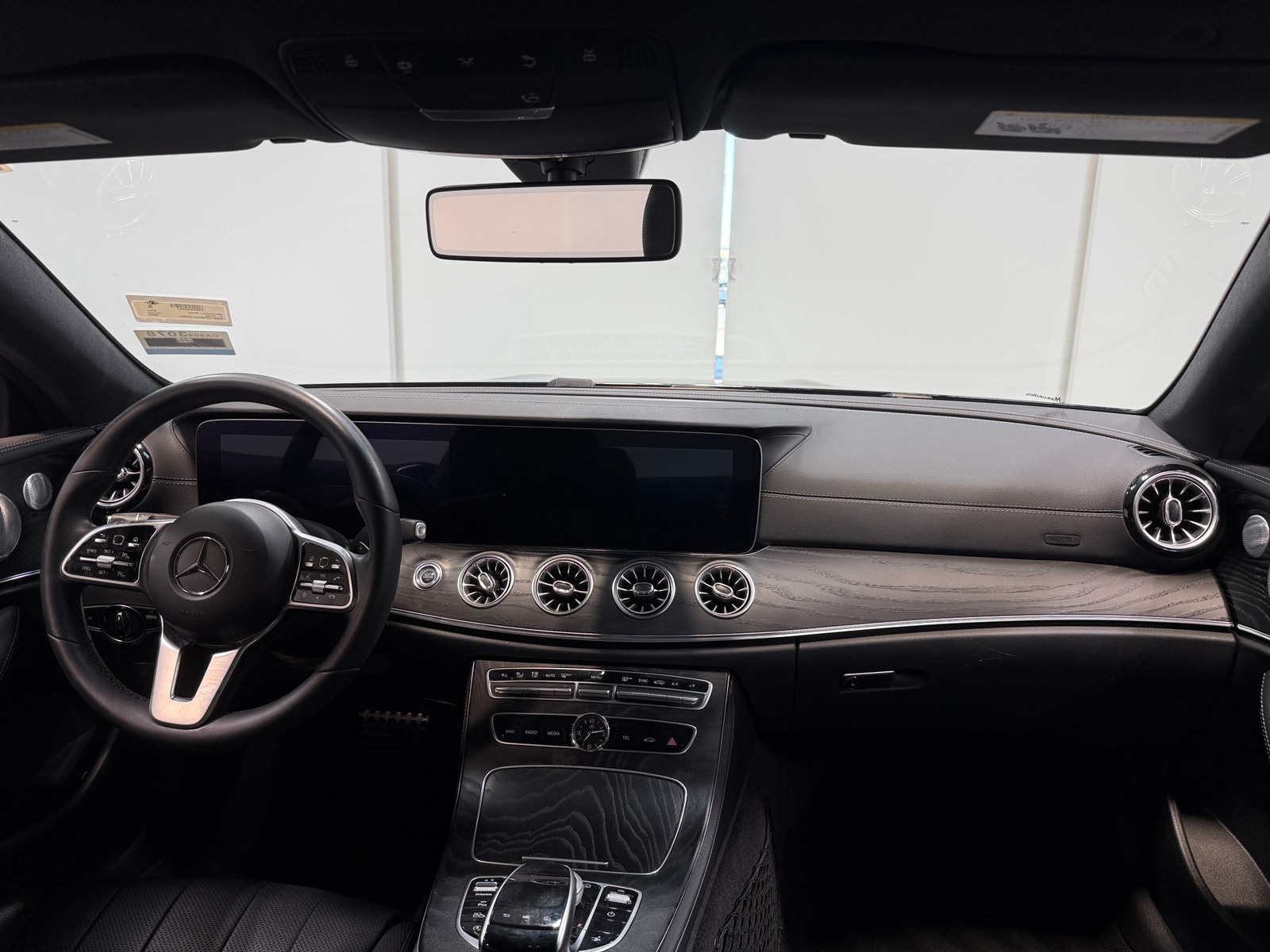 Thumbnail: 2020 Mercedes-Benz E-Class - 2