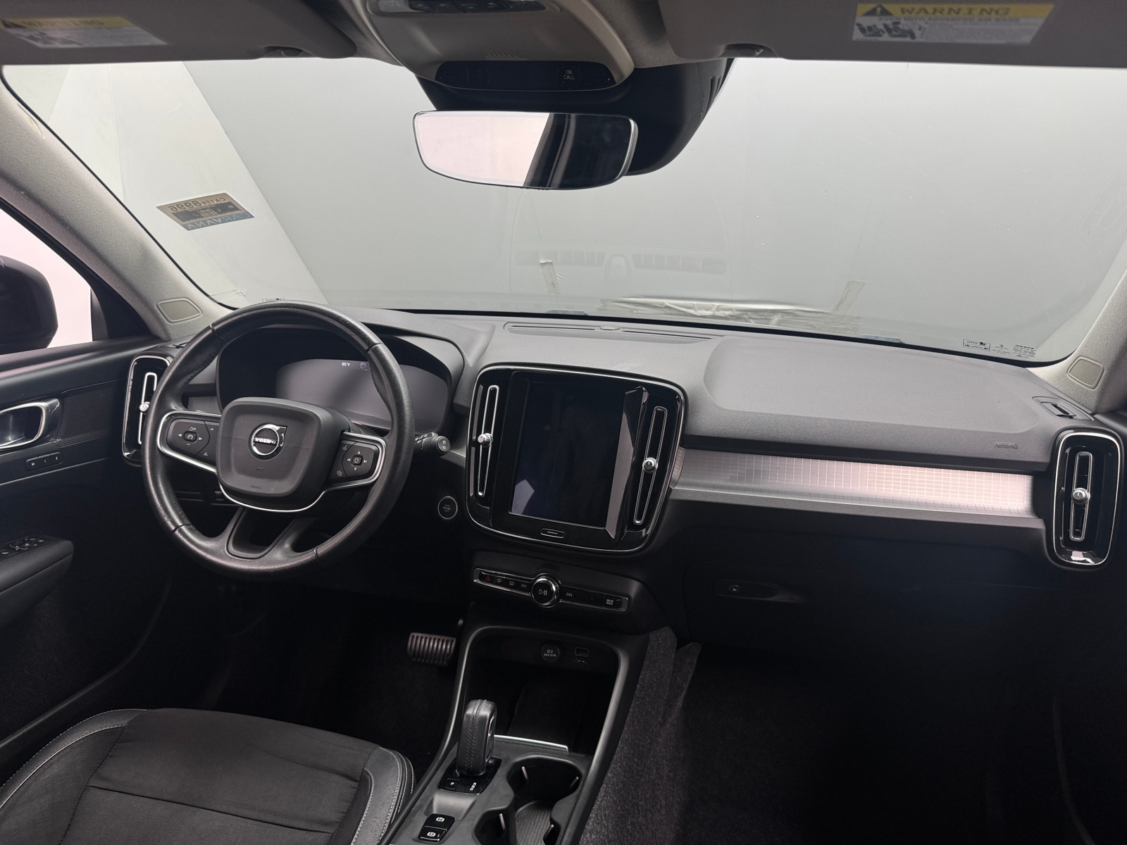 Thumbnail: 2020 Volvo XC40 - 3