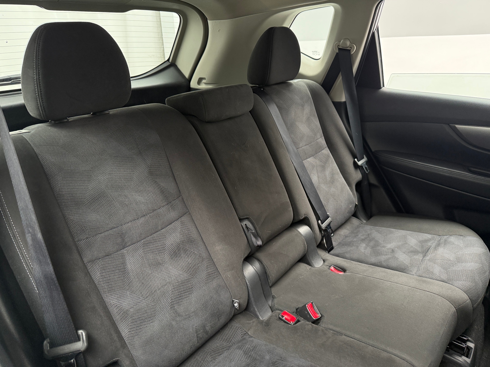 Thumbnail: 2015 Nissan Rogue - 6