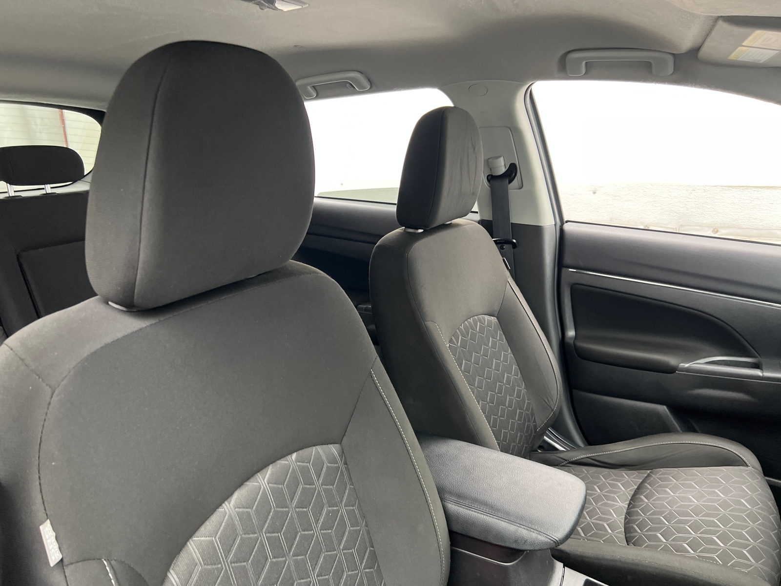 Thumbnail: 2021 Mitsubishi Outlander Sport - 2