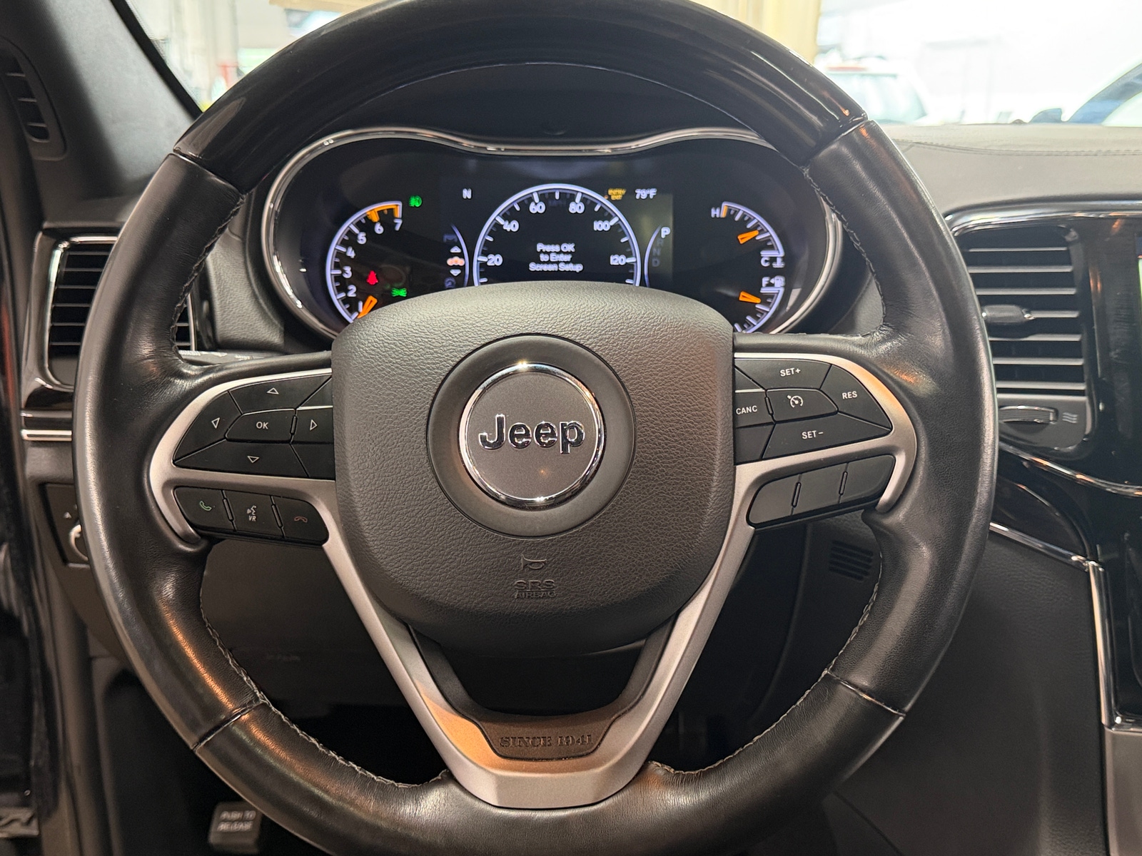Thumbnail: 2020 Jeep Grand Cherokee - 4