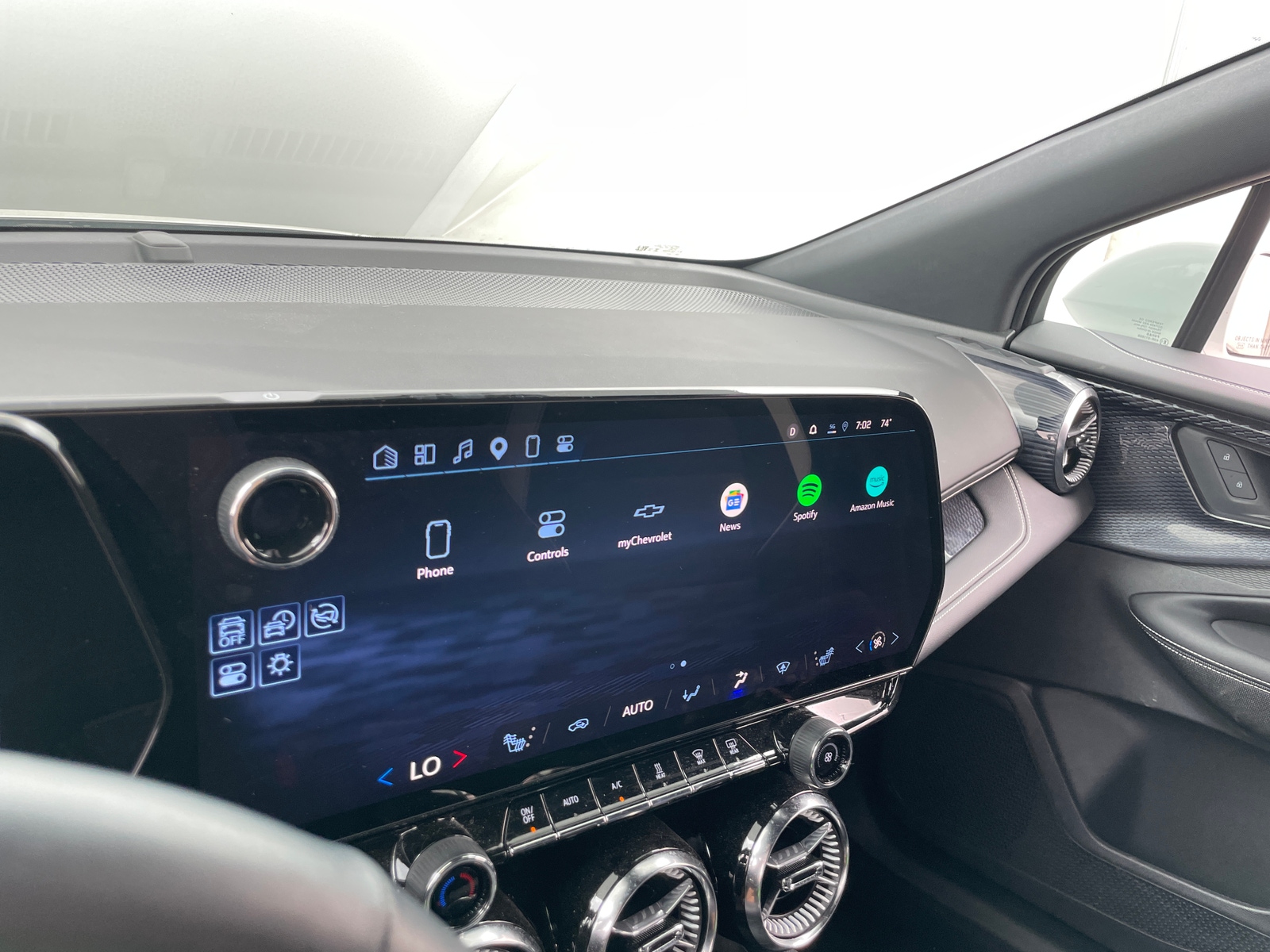 Thumbnail: 2025 Chevrolet Blazer EV - 3