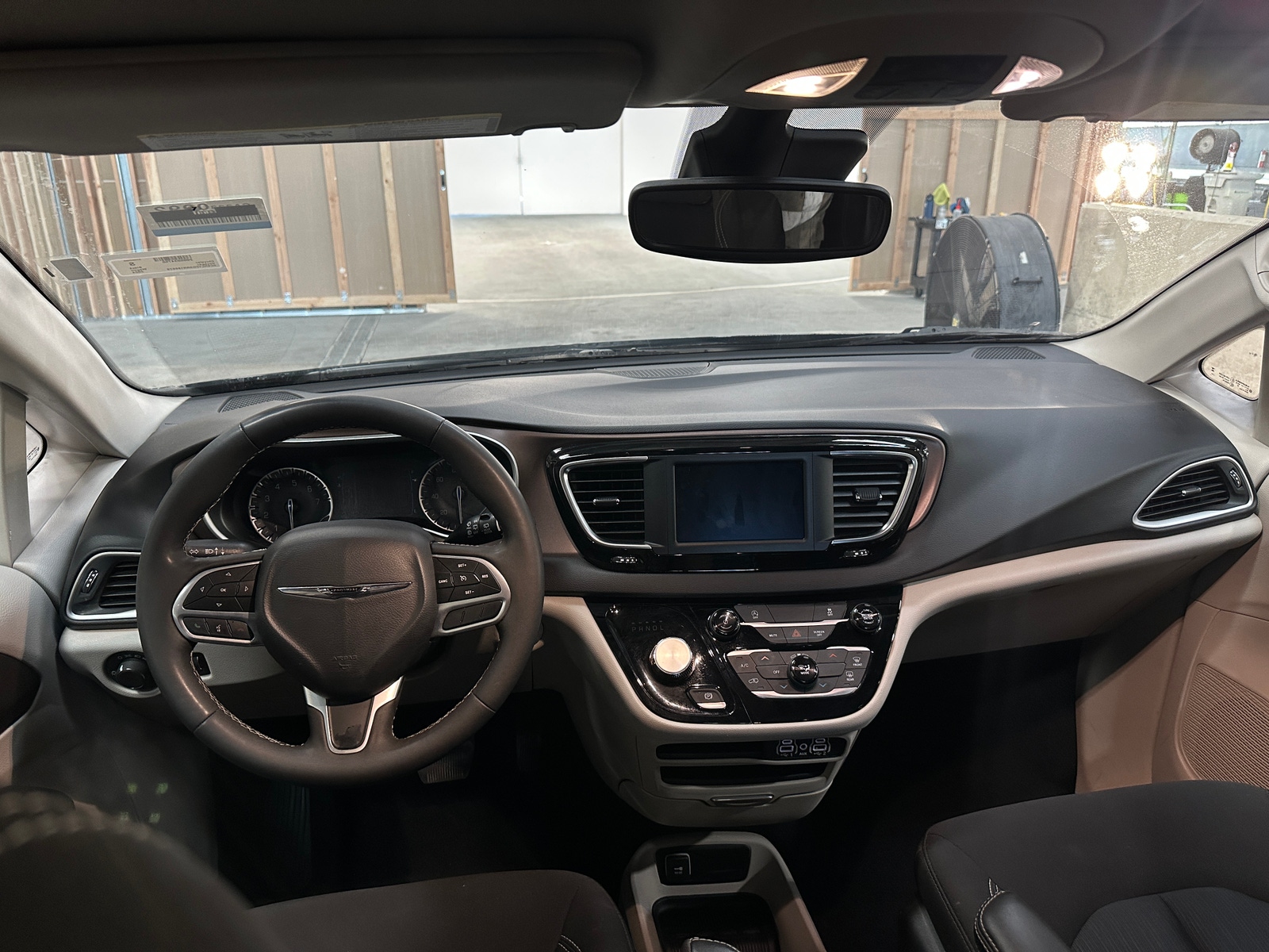 Thumbnail: 2017 Toyota RAV4 - 2