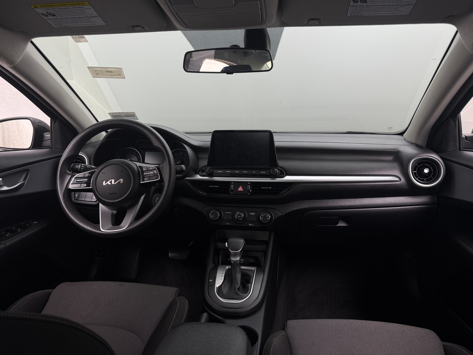 Thumbnail: 2024 Kia Forte - 3