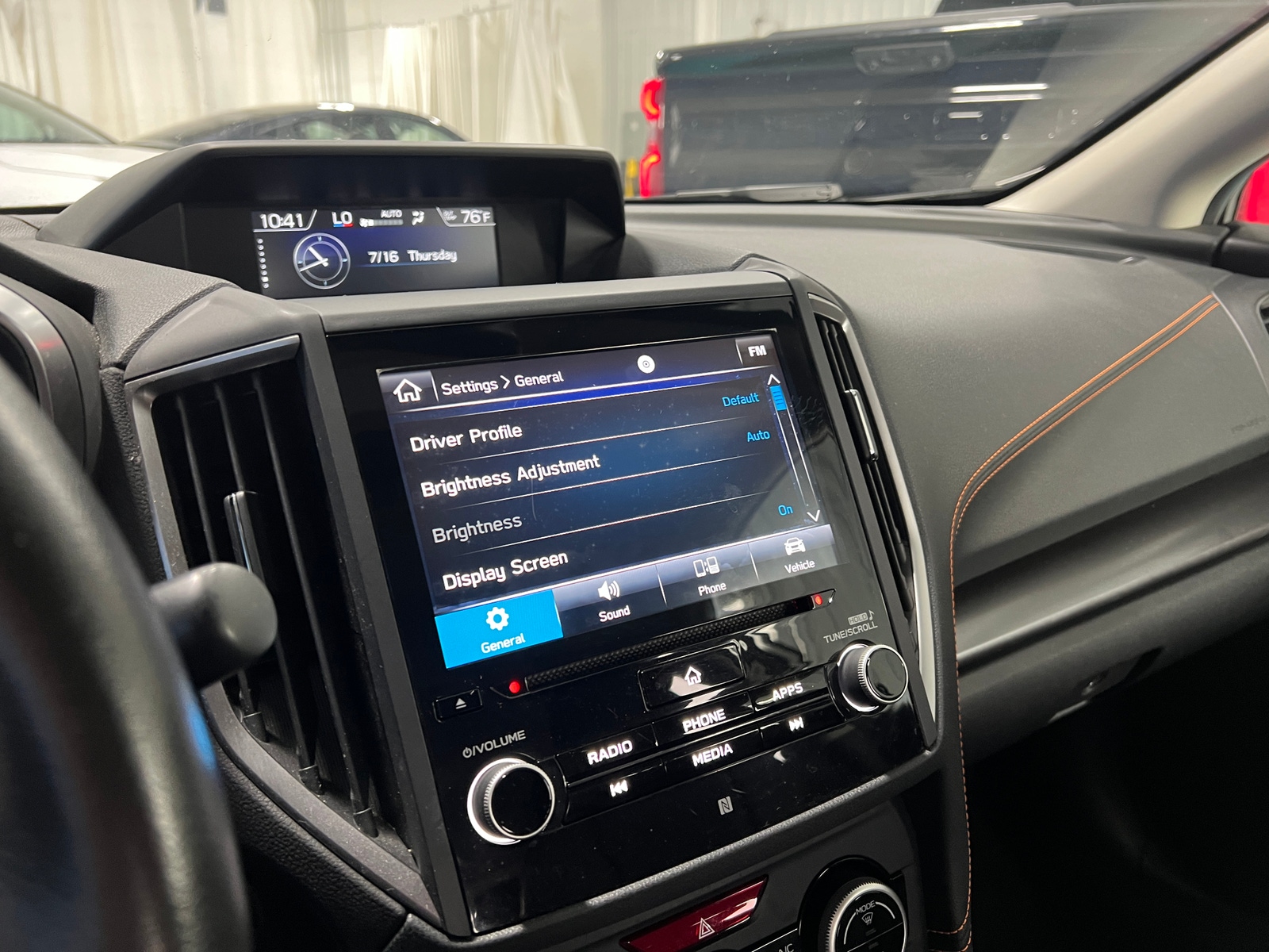 Thumbnail: 2018 Subaru Crosstrek - 3