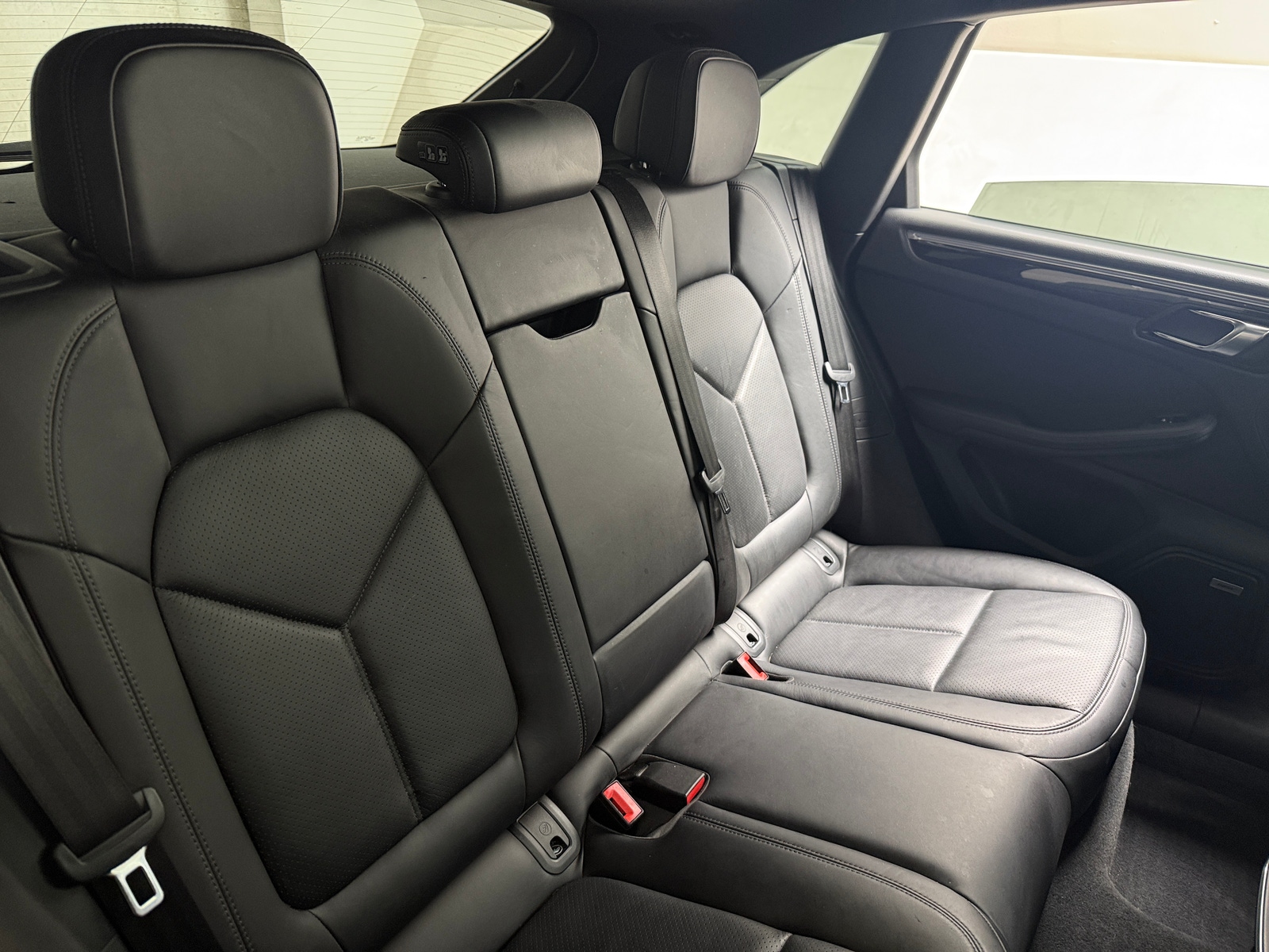 Thumbnail: 2020 Porsche Macan - 5