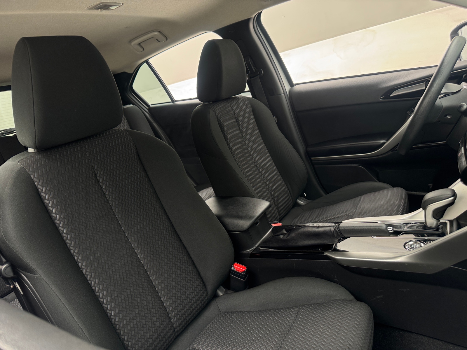 Thumbnail: 2024 Mitsubishi Eclipse Cross - 2