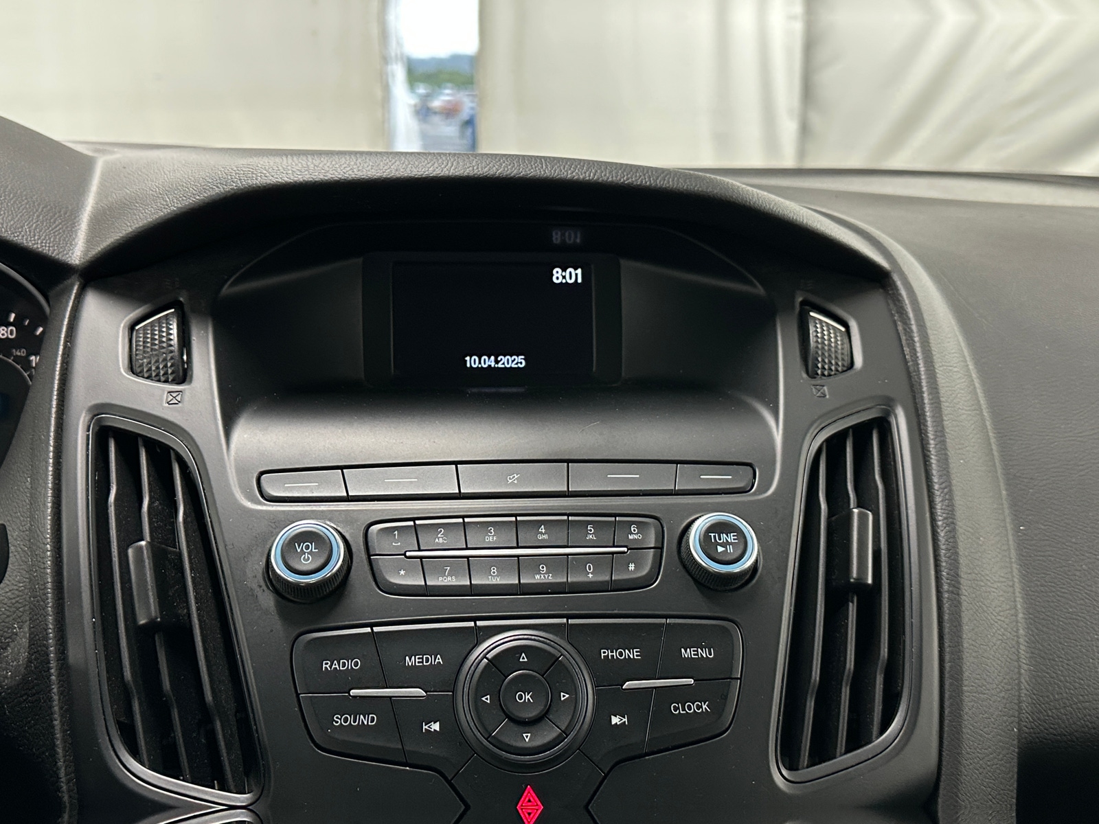 Thumbnail: 2018 Ford Focus - 4