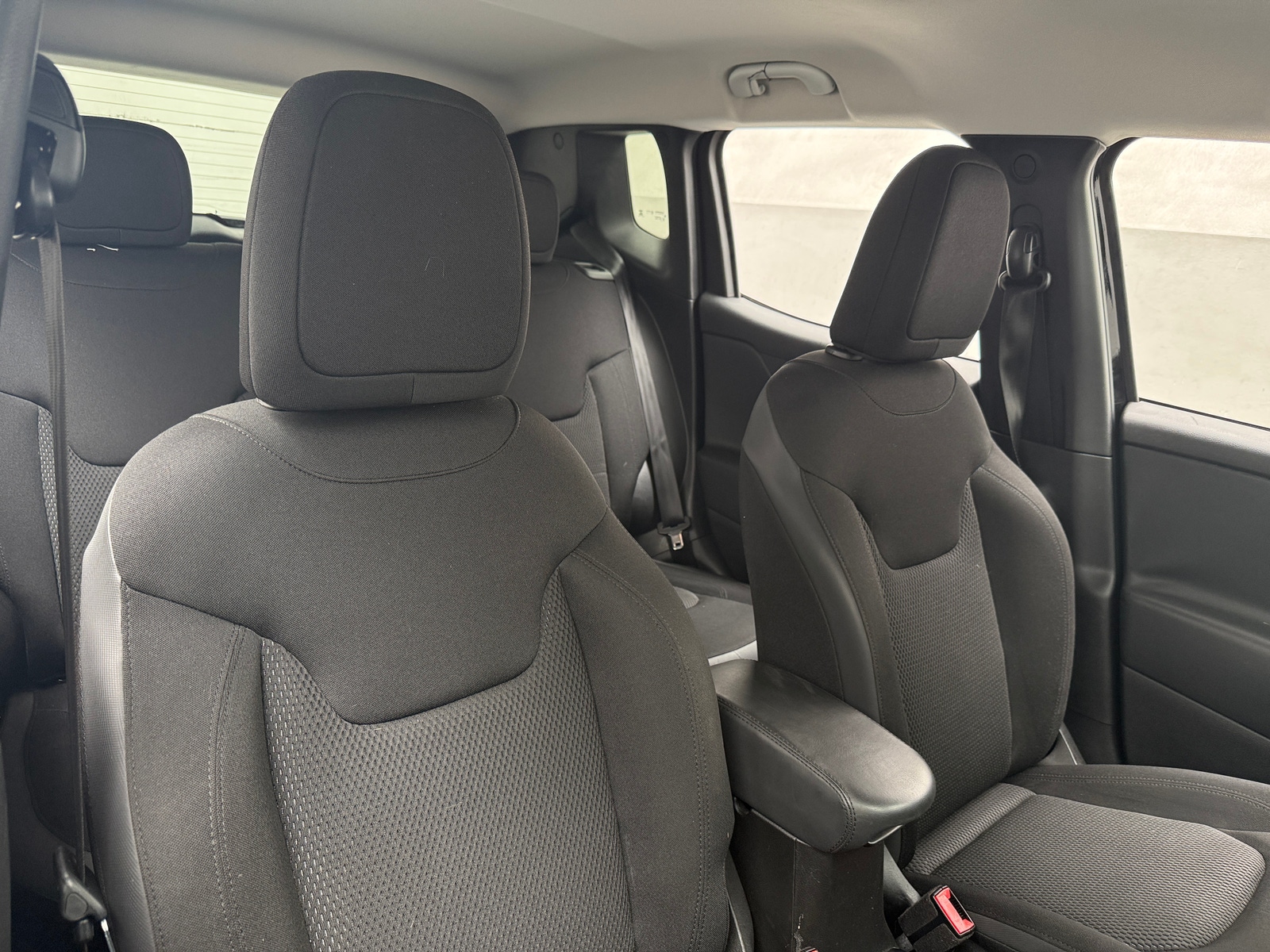 Thumbnail: 2020 Jeep Renegade - 2