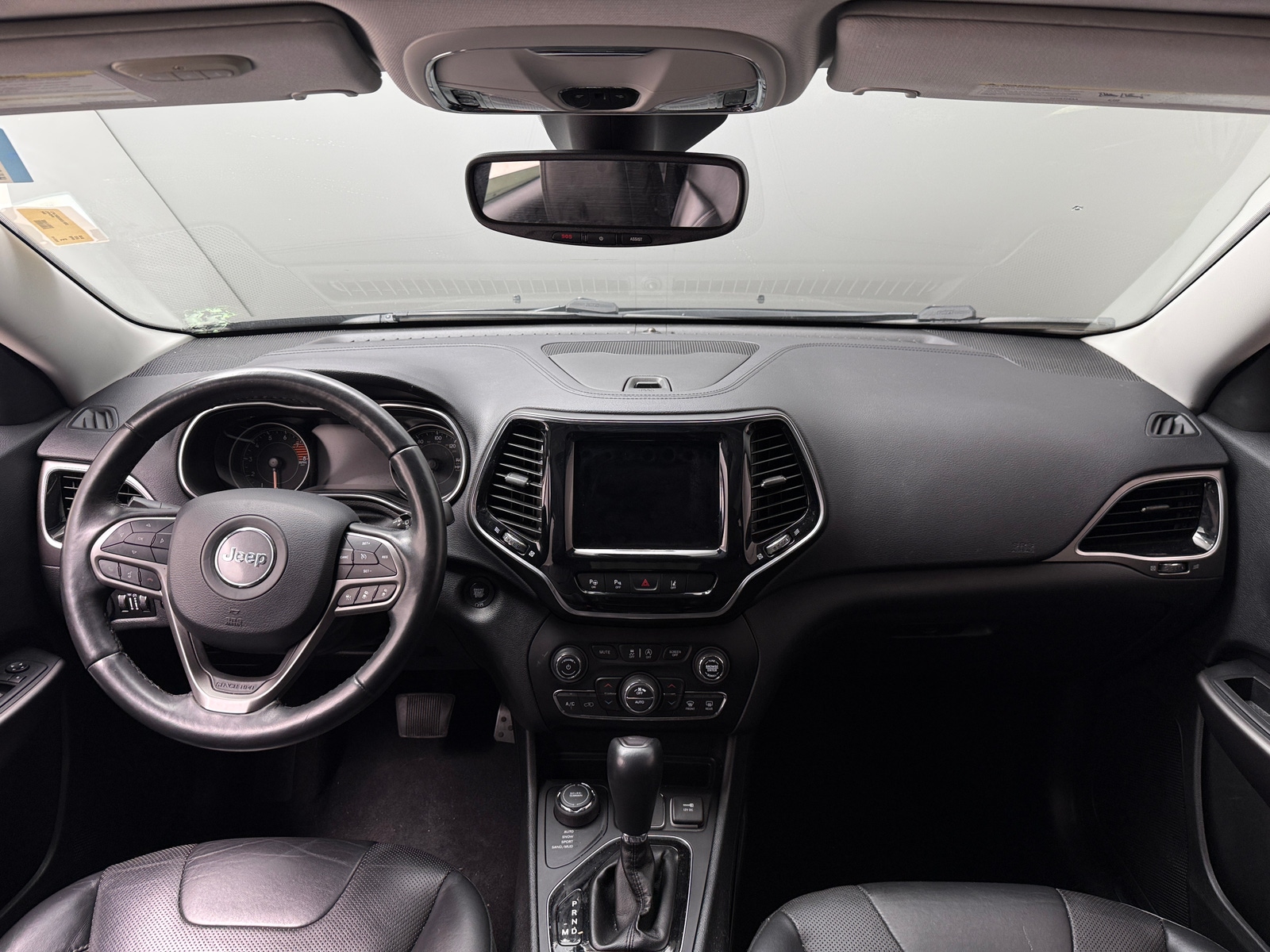 Thumbnail: 2019 Jeep Cherokee - 2